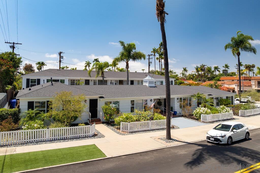 Detail Gallery Image 1 of 1 For 5064  Marlborough Dr, San Diego,  CA 92116 - 2 Beds | 1 Baths