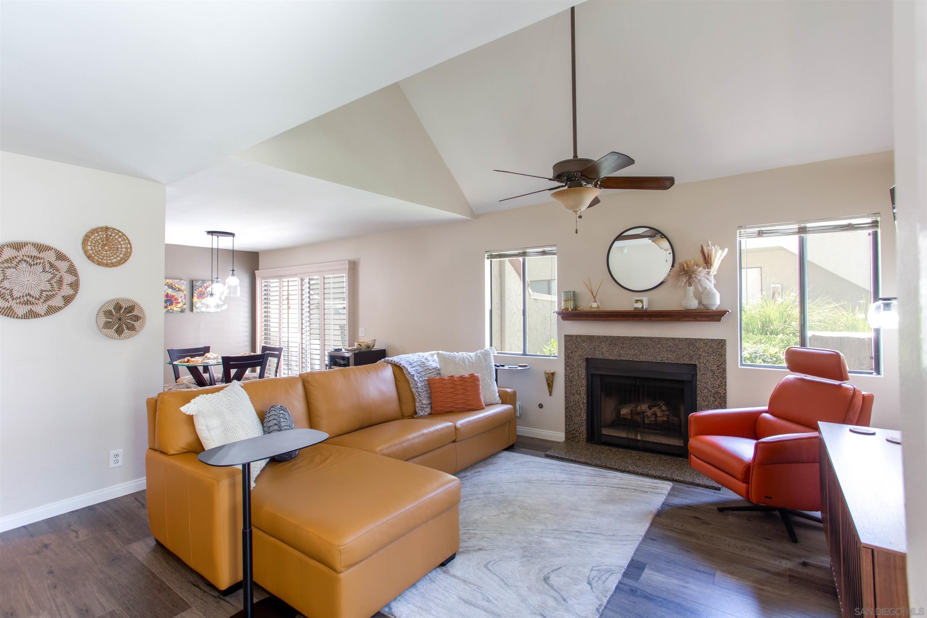 Detail Gallery Image 1 of 1 For 17945  Caminito Pinero  #178,  San Diego,  CA 92128 - 2 Beds | 2 Baths