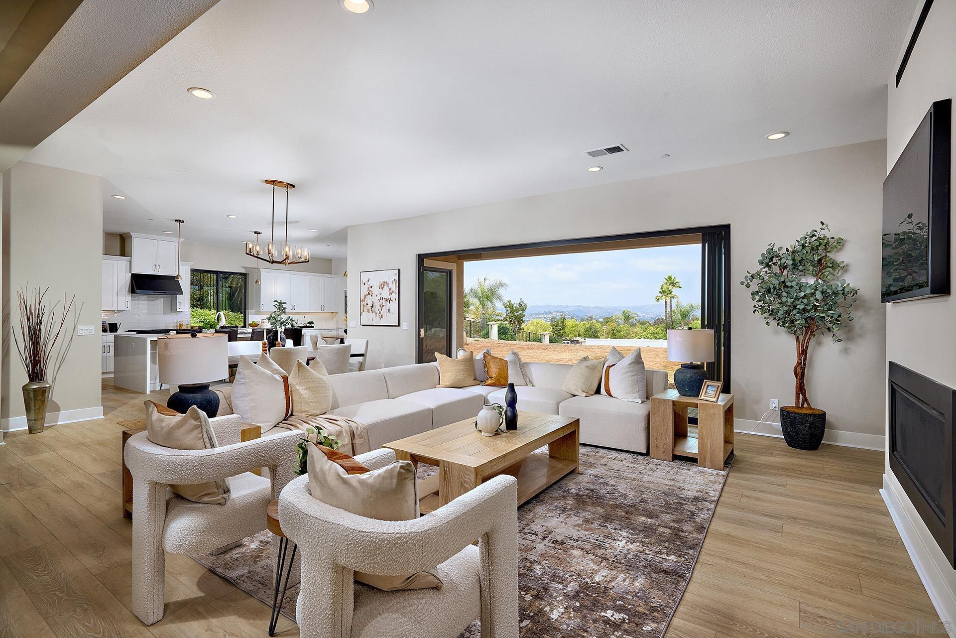 Front Image Thumbnail for SD250029016