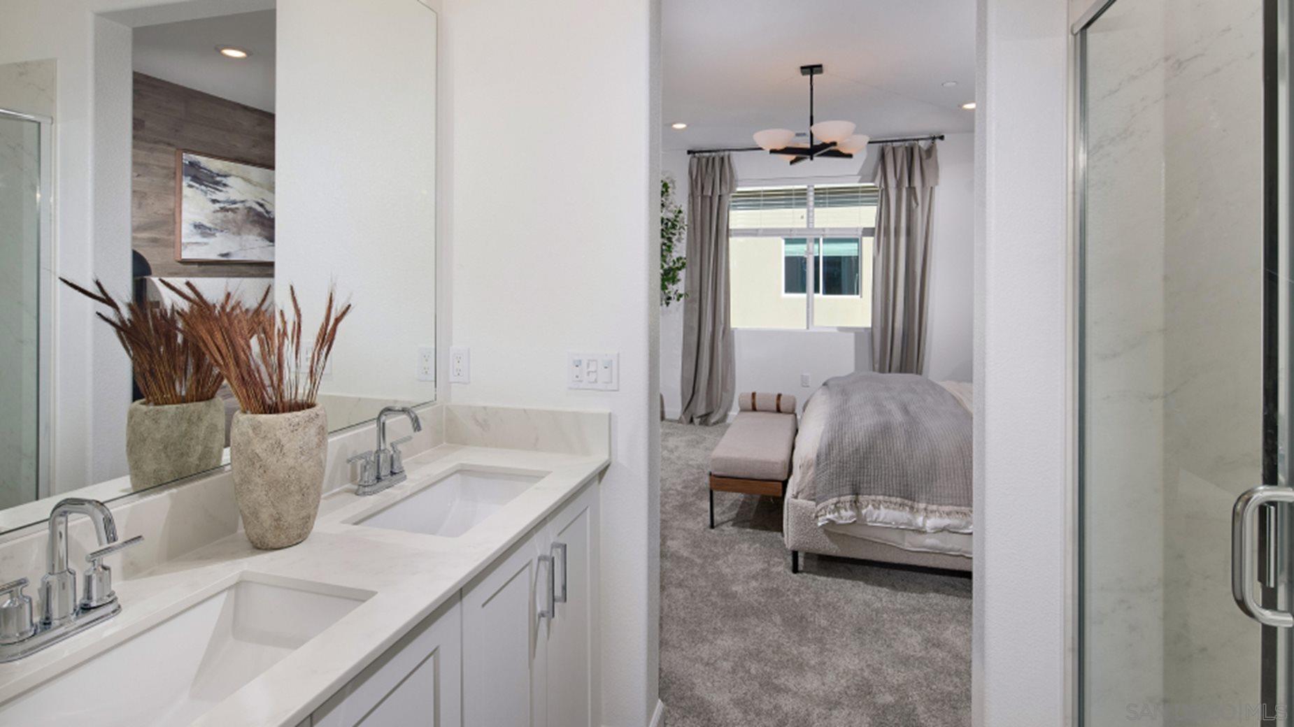 Detail Gallery Image 8 of 19 For 852  Makani Street  #7,  Chula Vista,  CA 91911 - 2 Beds | 2/1 Baths