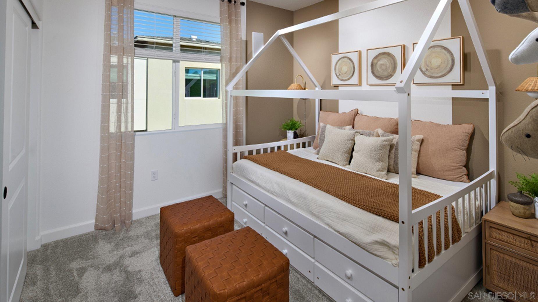 Detail Gallery Image 10 of 19 For 852  Makani Street  #7,  Chula Vista,  CA 91911 - 2 Beds | 2/1 Baths