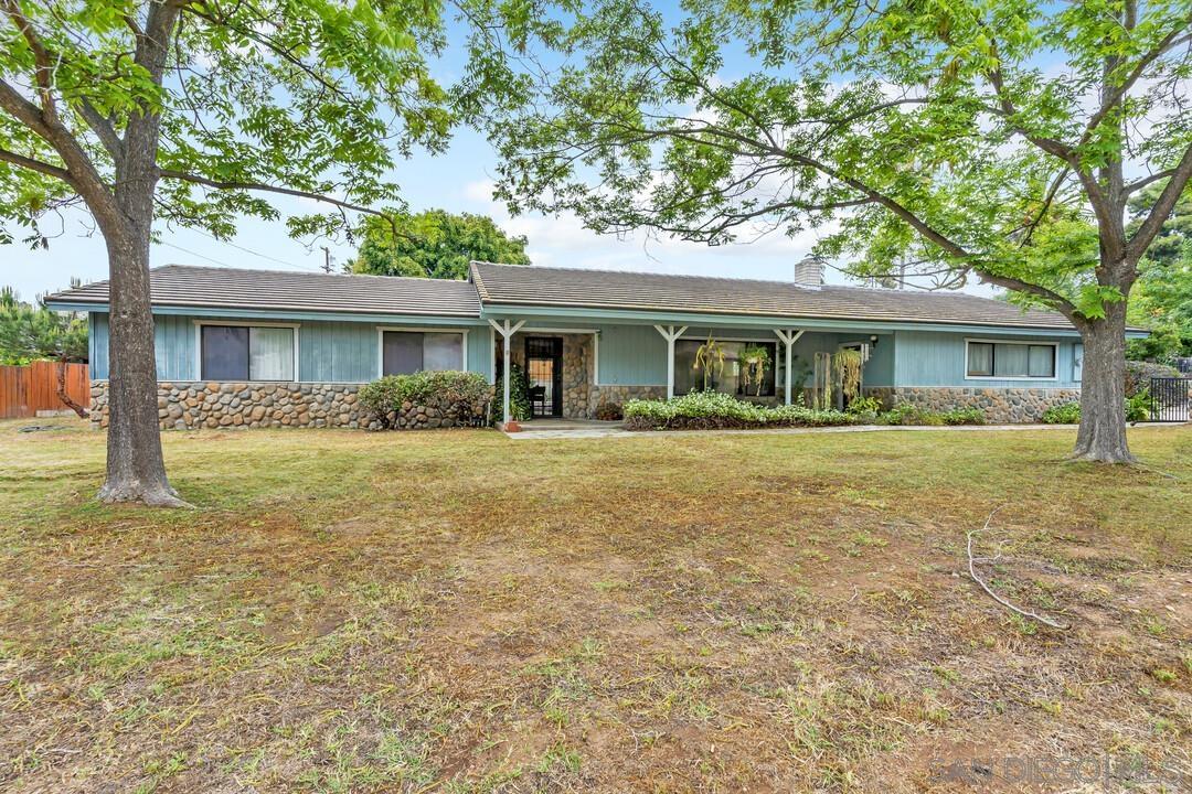 Front Image Thumbnail for SD250029380