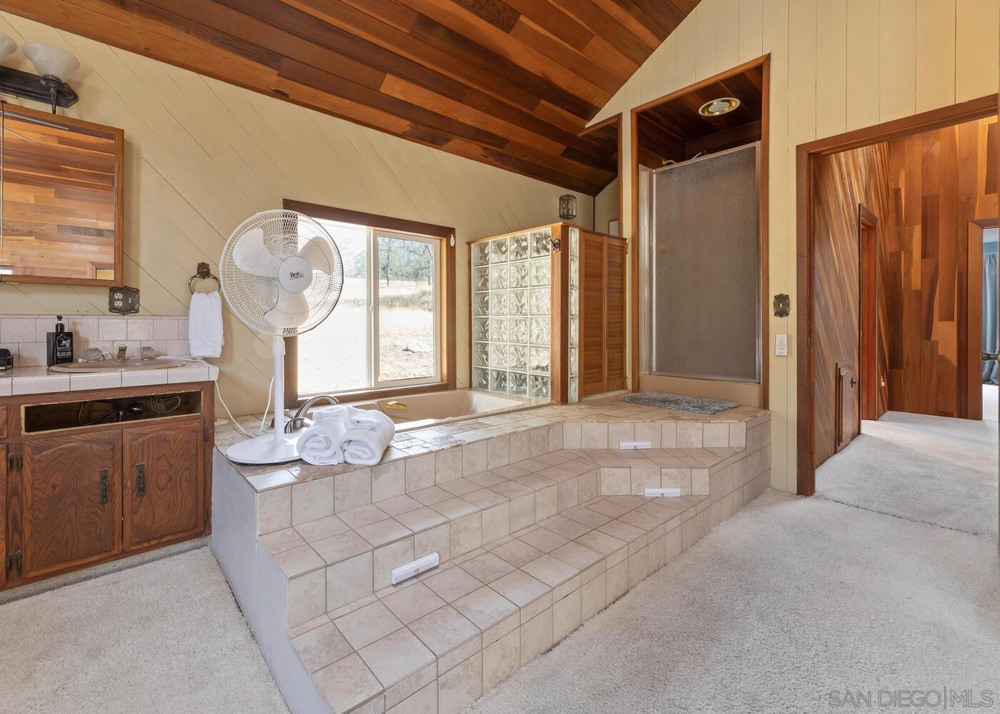Detail Gallery Image 13 of 42 For 43812 S Fork Dr, Three Rivers,  CA 93271 - 3 Beds | 2/1 Baths