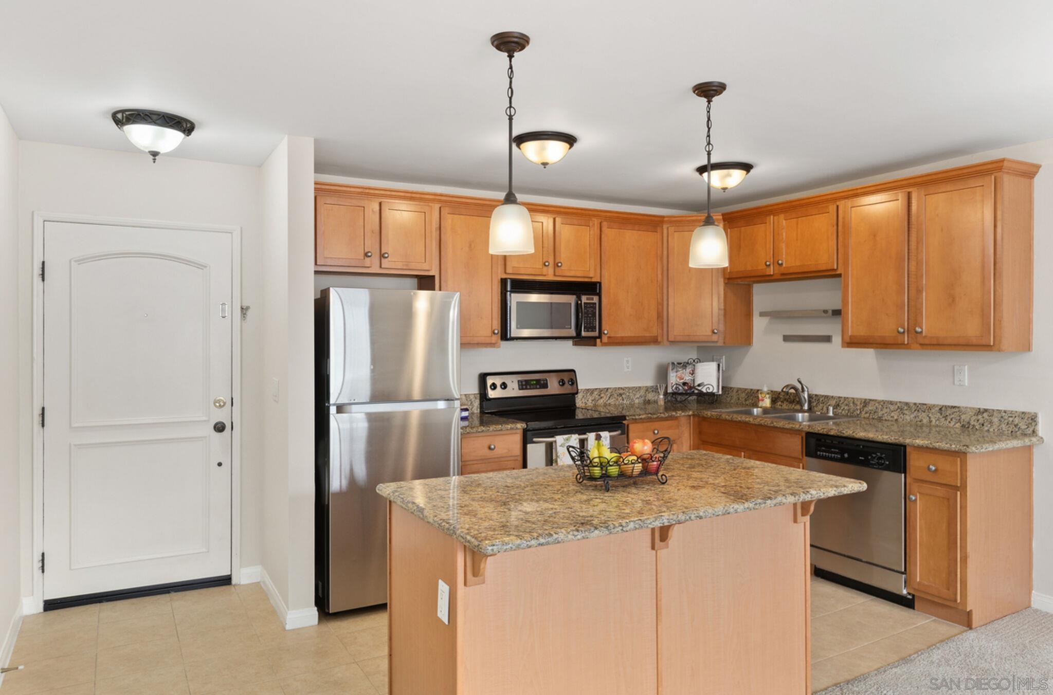 Front Image Thumbnail for SD250029509