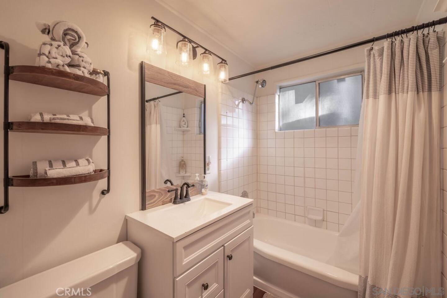 Detail Gallery Image 6 of 11 For 43785  Sand Canyon Rd, Big Bear Lake,  CA 92315 - 2 Beds | 2 Baths