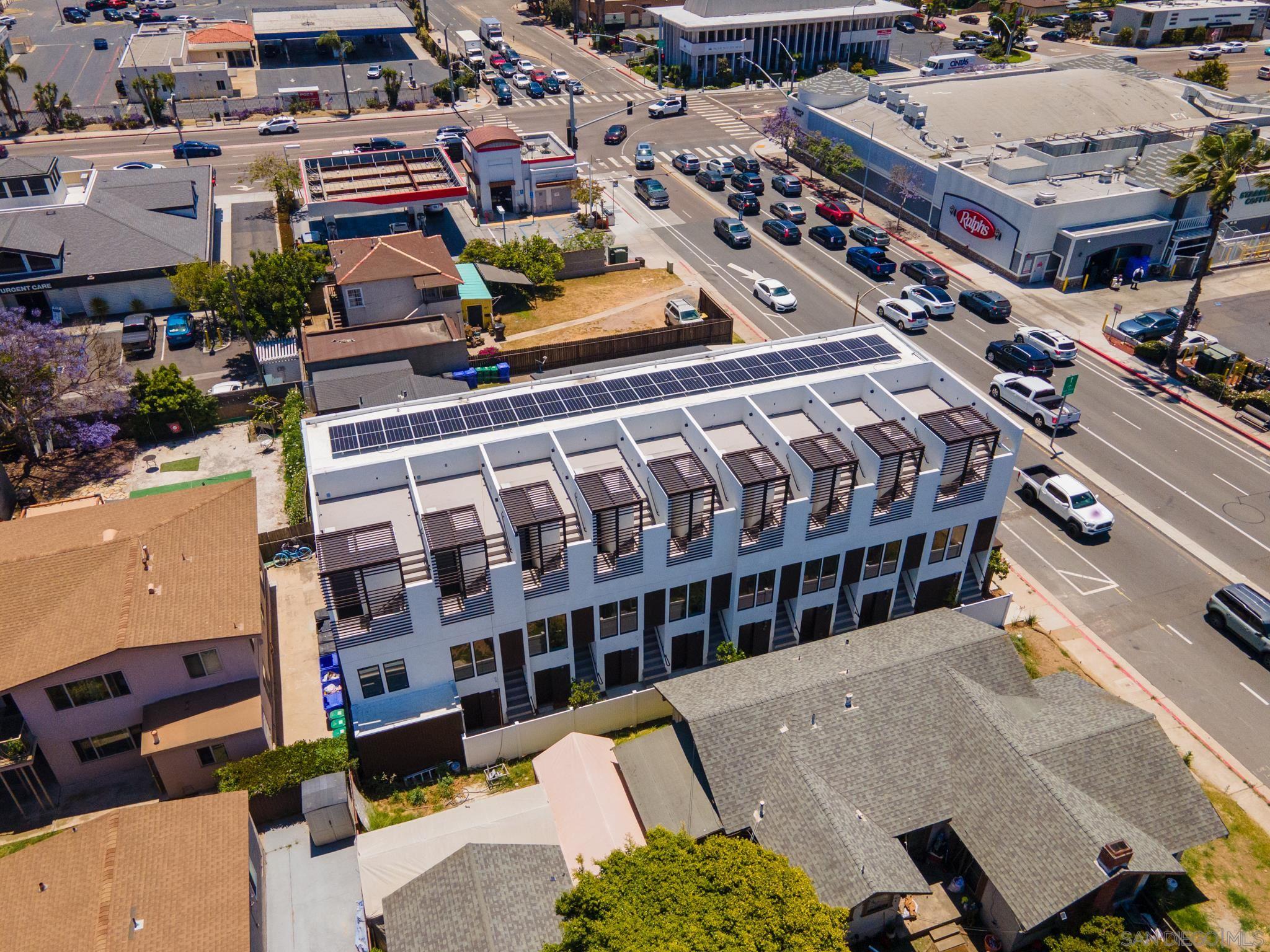 Detail Gallery Image 12 of 13 For 3046  Nimitz Boulevard, San Diego,  CA 92106 - – Beds | – Baths