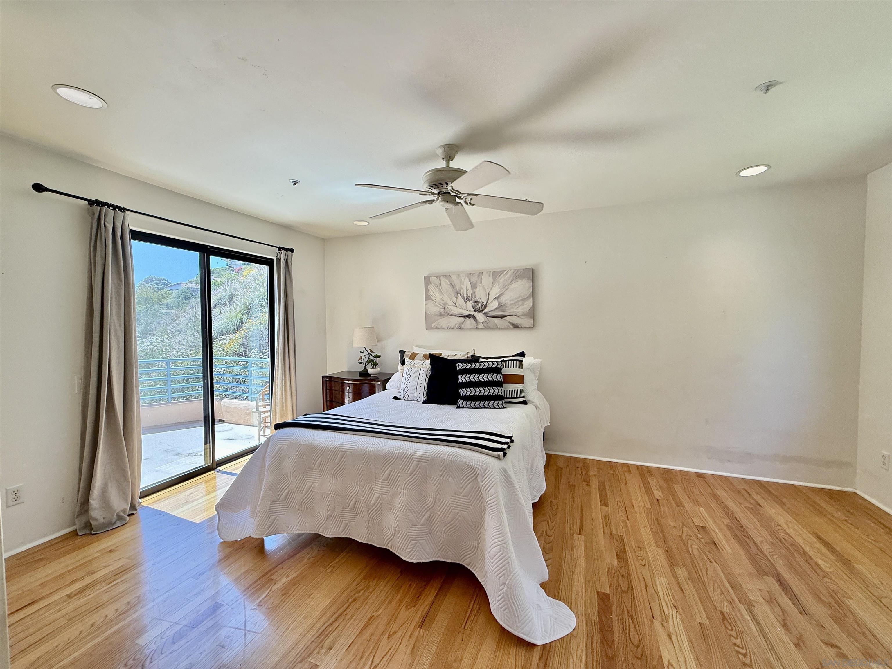 Detail Gallery Image 24 of 36 For 9918  Heavenly Way, La Mesa,  CA 91941 - 6 Beds | 4/1 Baths