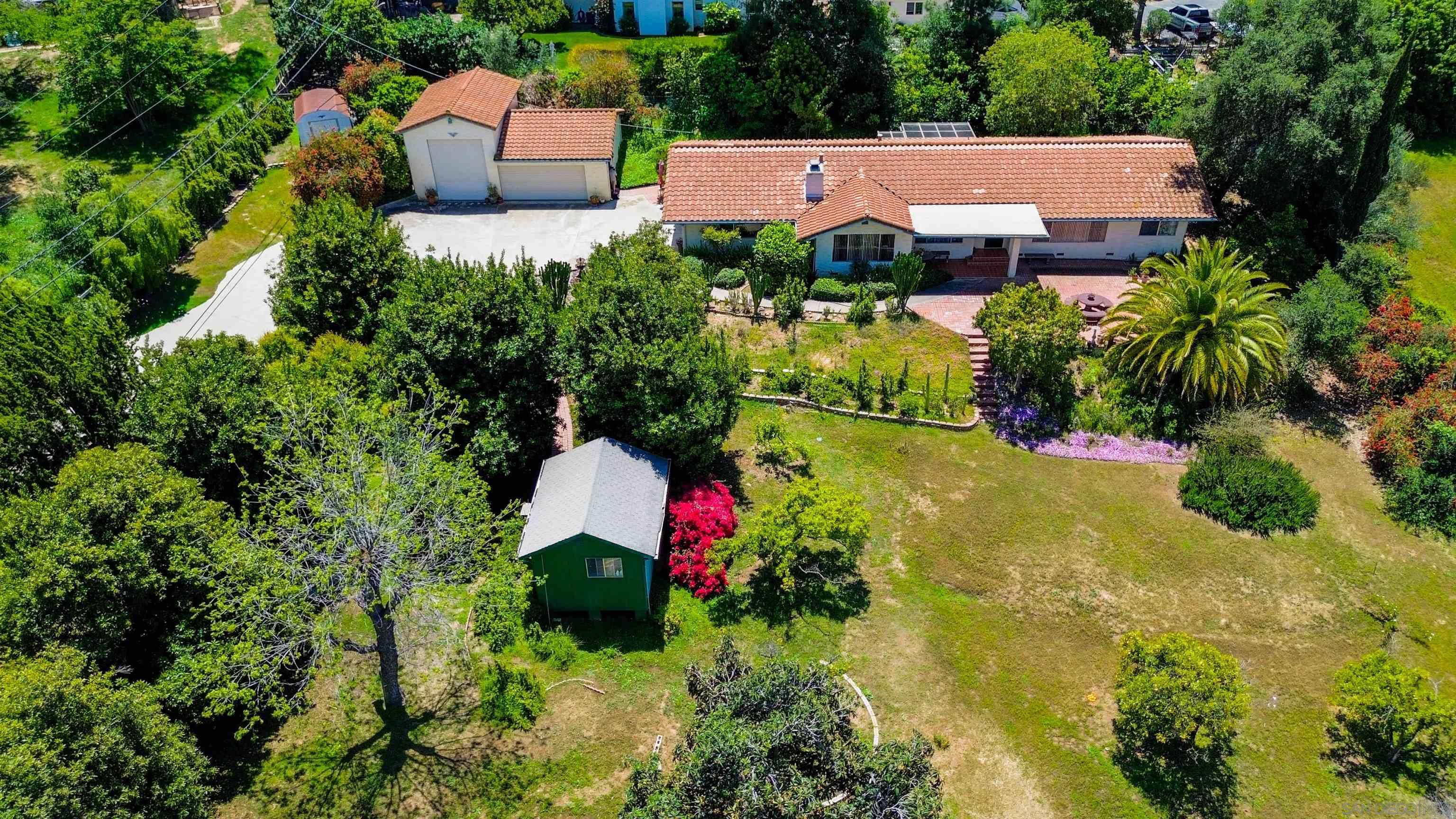 Detail Gallery Image 1 of 1 For 1345  Green Canyon Road, Fallbrook,  CA 92028 - 2 Beds | 2 Baths