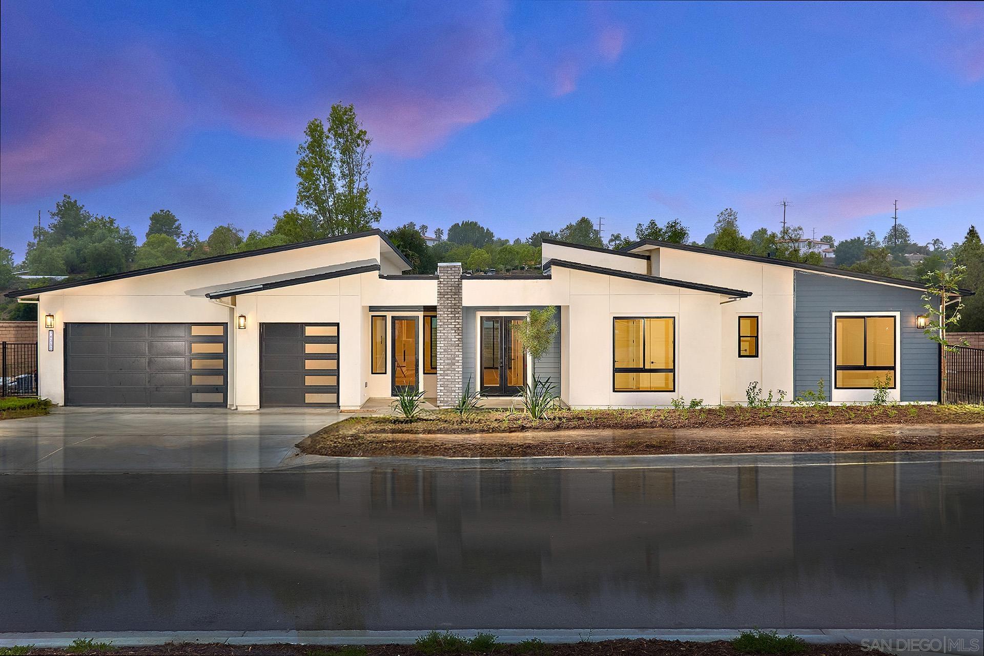 Front Image Thumbnail for SD250029736