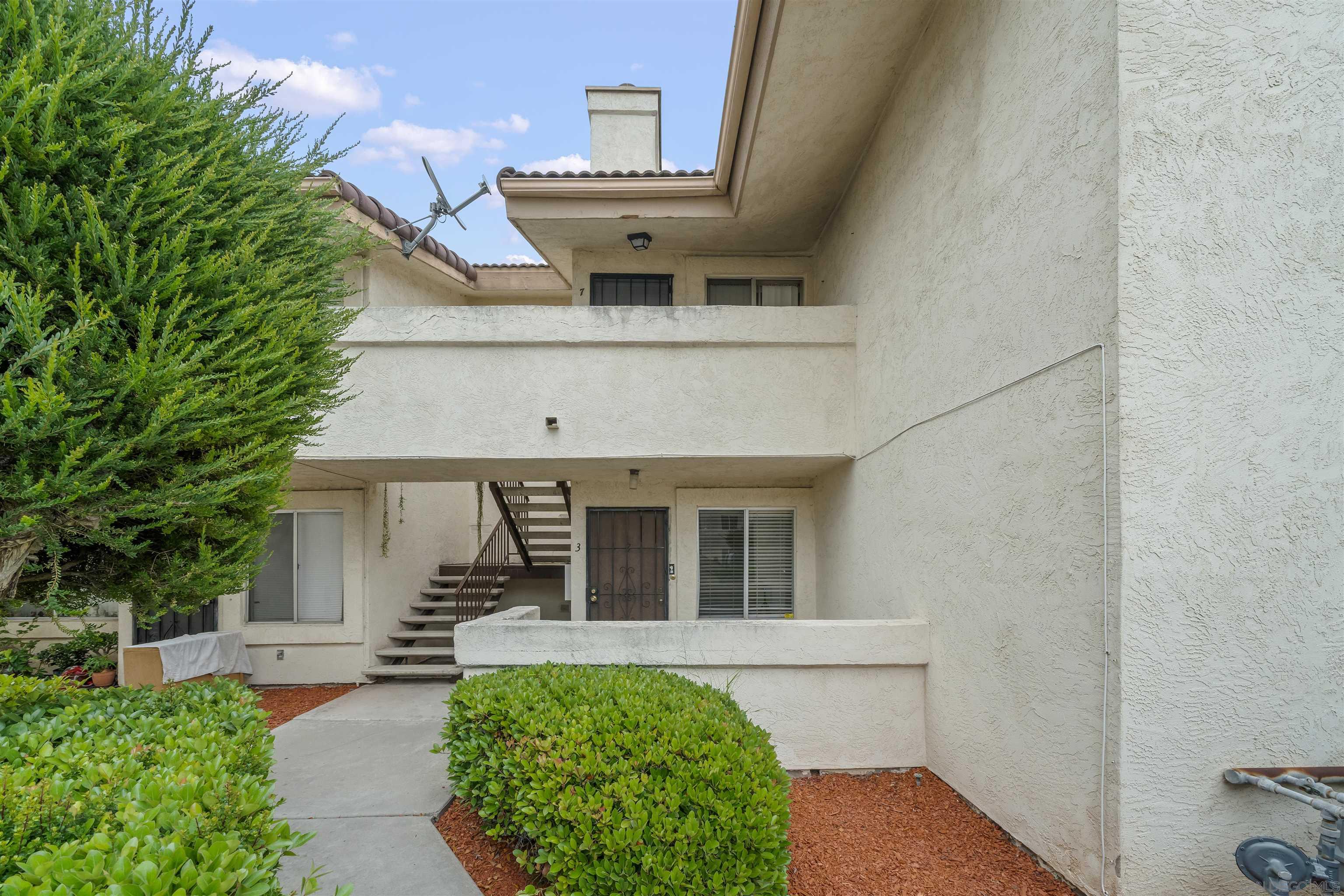 Detail Gallery Image 1 of 1 For 368  Vance St  #3-C,  Chula Vista,  CA 91910 - 2 Beds | 2 Baths