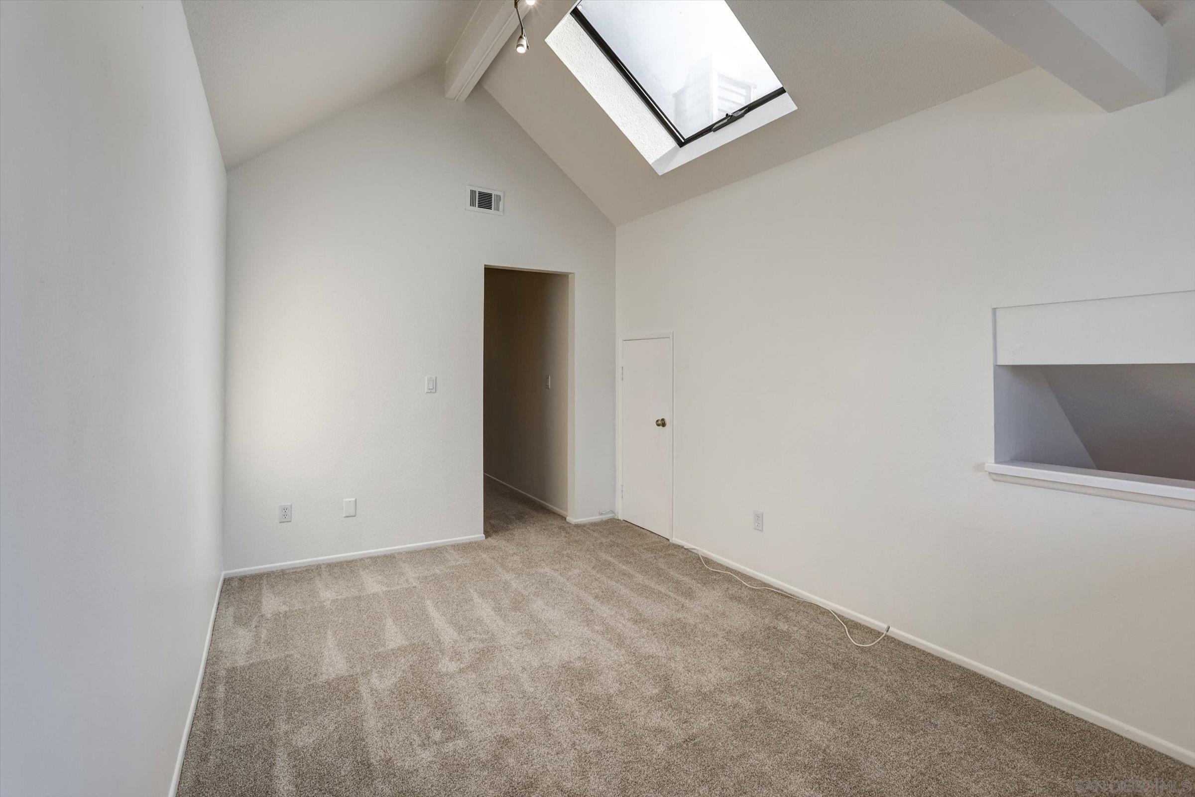 Detail Gallery Image 17 of 41 For 13230  Johannesberg Way  #10,  Poway,  CA 92064 - 3 Beds | 2/1 Baths