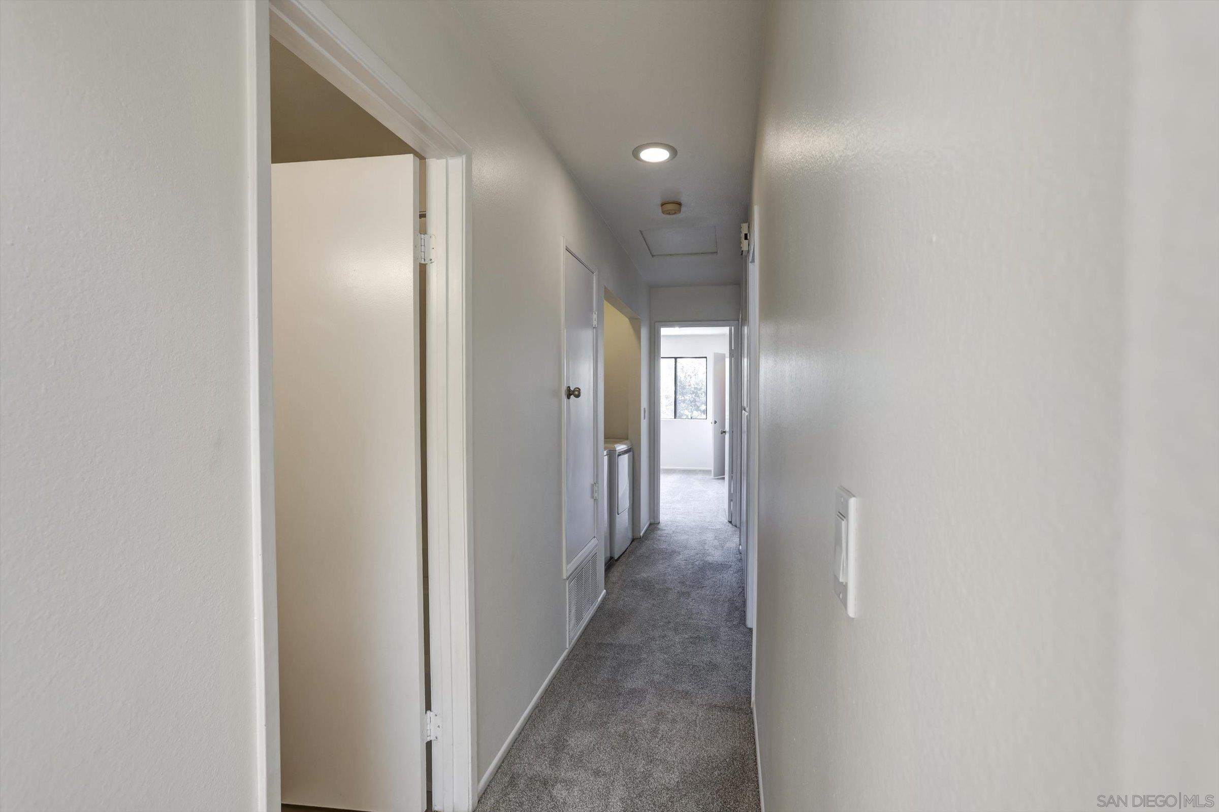 Detail Gallery Image 21 of 41 For 13230  Johannesberg Way  #10,  Poway,  CA 92064 - 3 Beds | 2/1 Baths