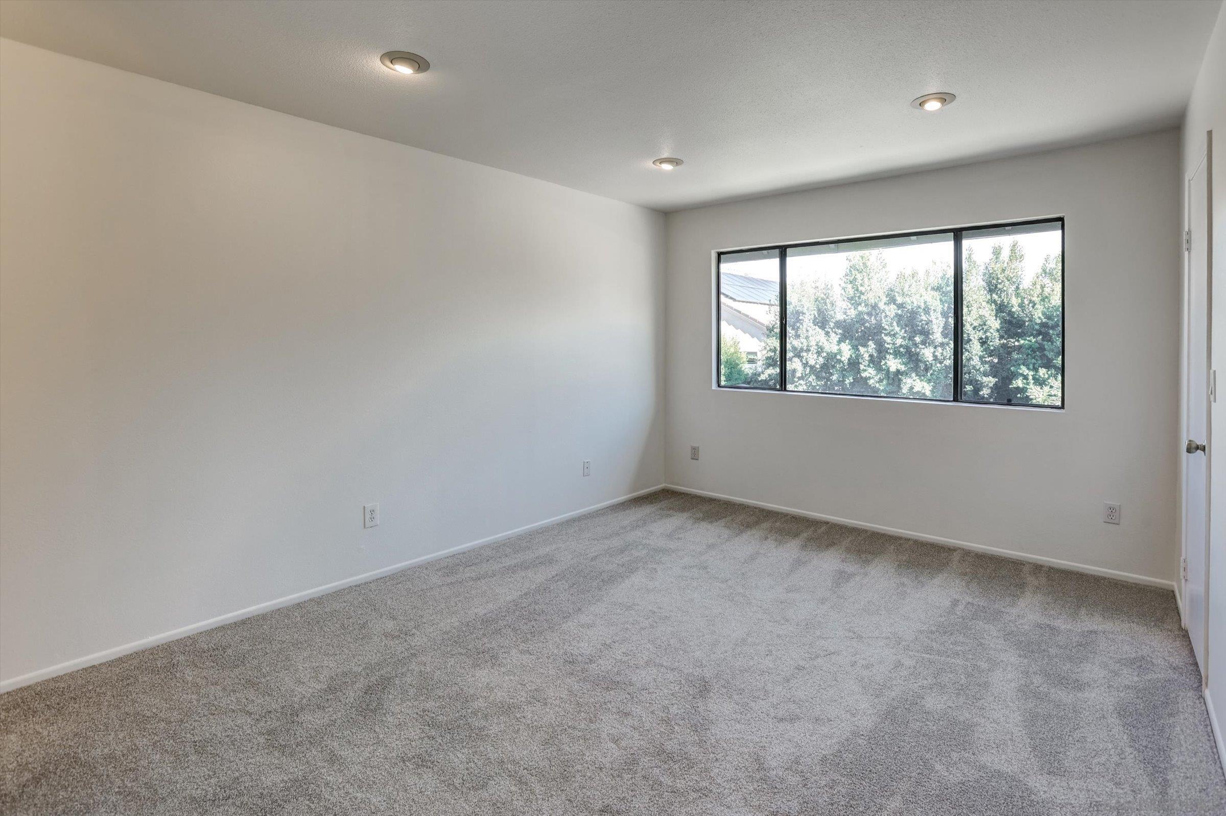 Detail Gallery Image 24 of 41 For 13230  Johannesberg Way  #10,  Poway,  CA 92064 - 3 Beds | 2/1 Baths
