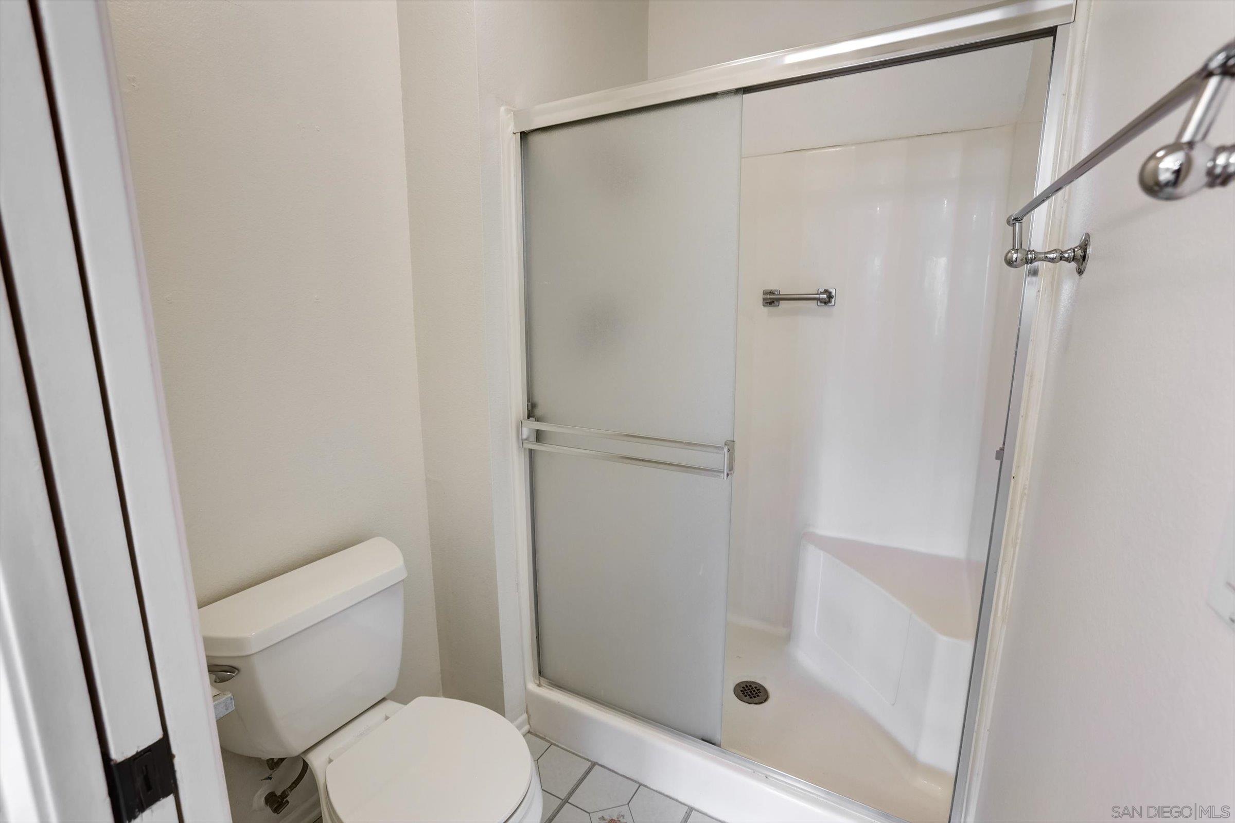 Detail Gallery Image 30 of 41 For 13230  Johannesberg Way  #10,  Poway,  CA 92064 - 3 Beds | 2/1 Baths