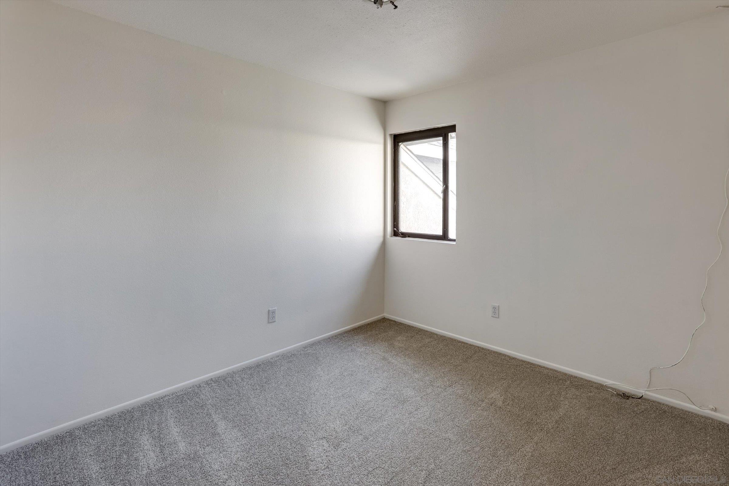 Detail Gallery Image 34 of 41 For 13230  Johannesberg Way  #10,  Poway,  CA 92064 - 3 Beds | 2/1 Baths