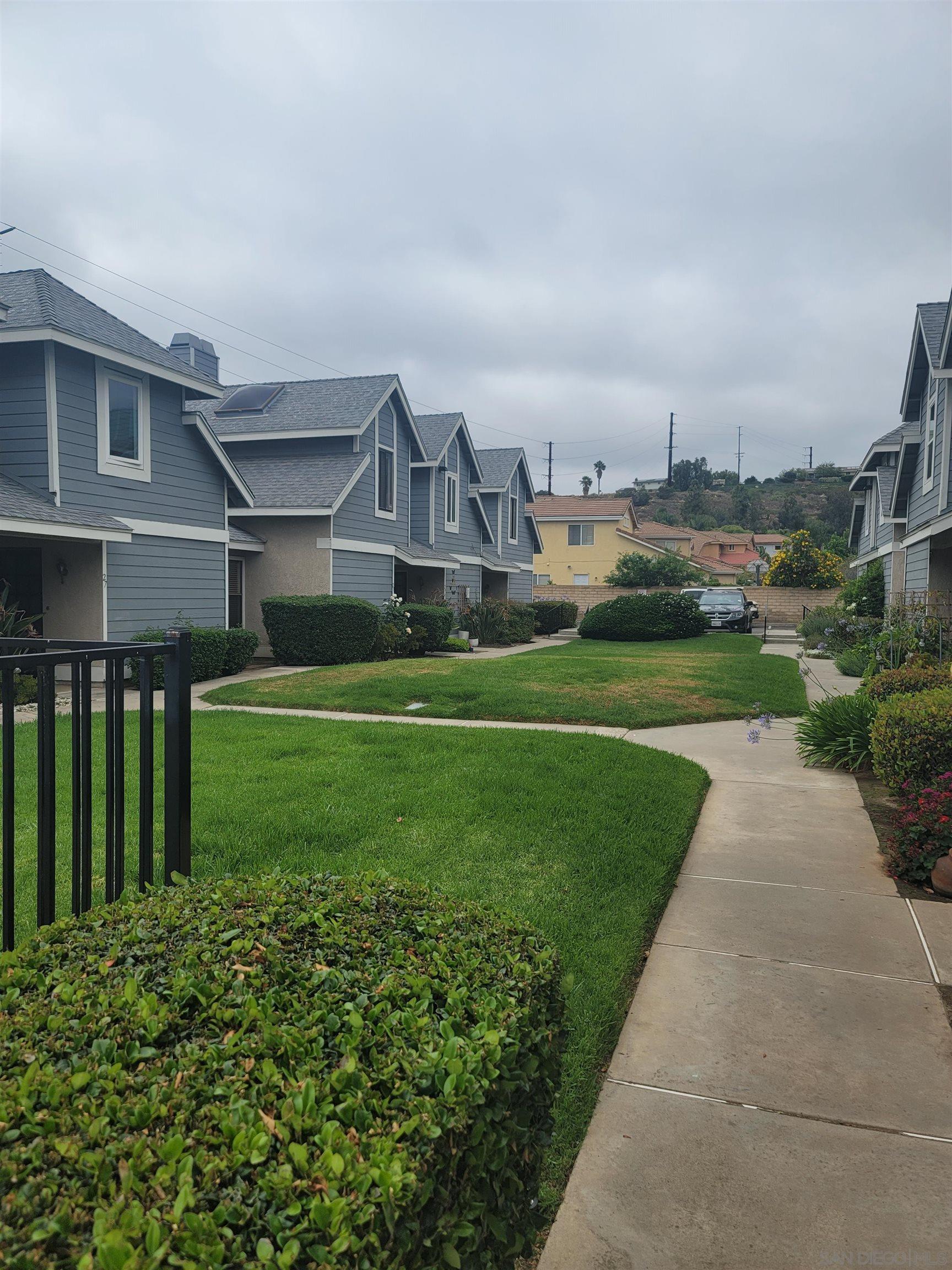 Detail Gallery Image 41 of 41 For 13230  Johannesberg Way  #10,  Poway,  CA 92064 - 3 Beds | 2/1 Baths