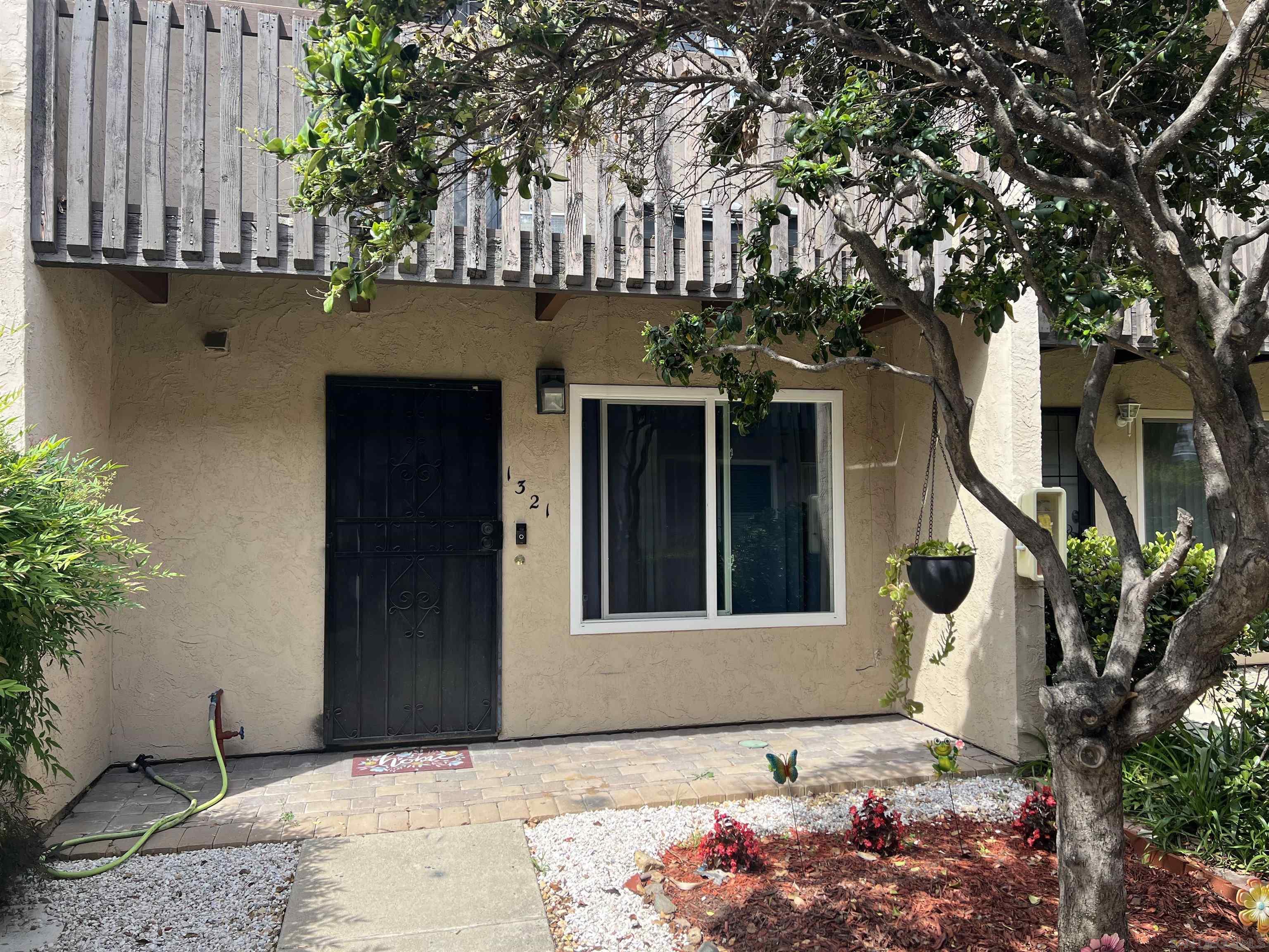 Front Image Thumbnail for SD250029911