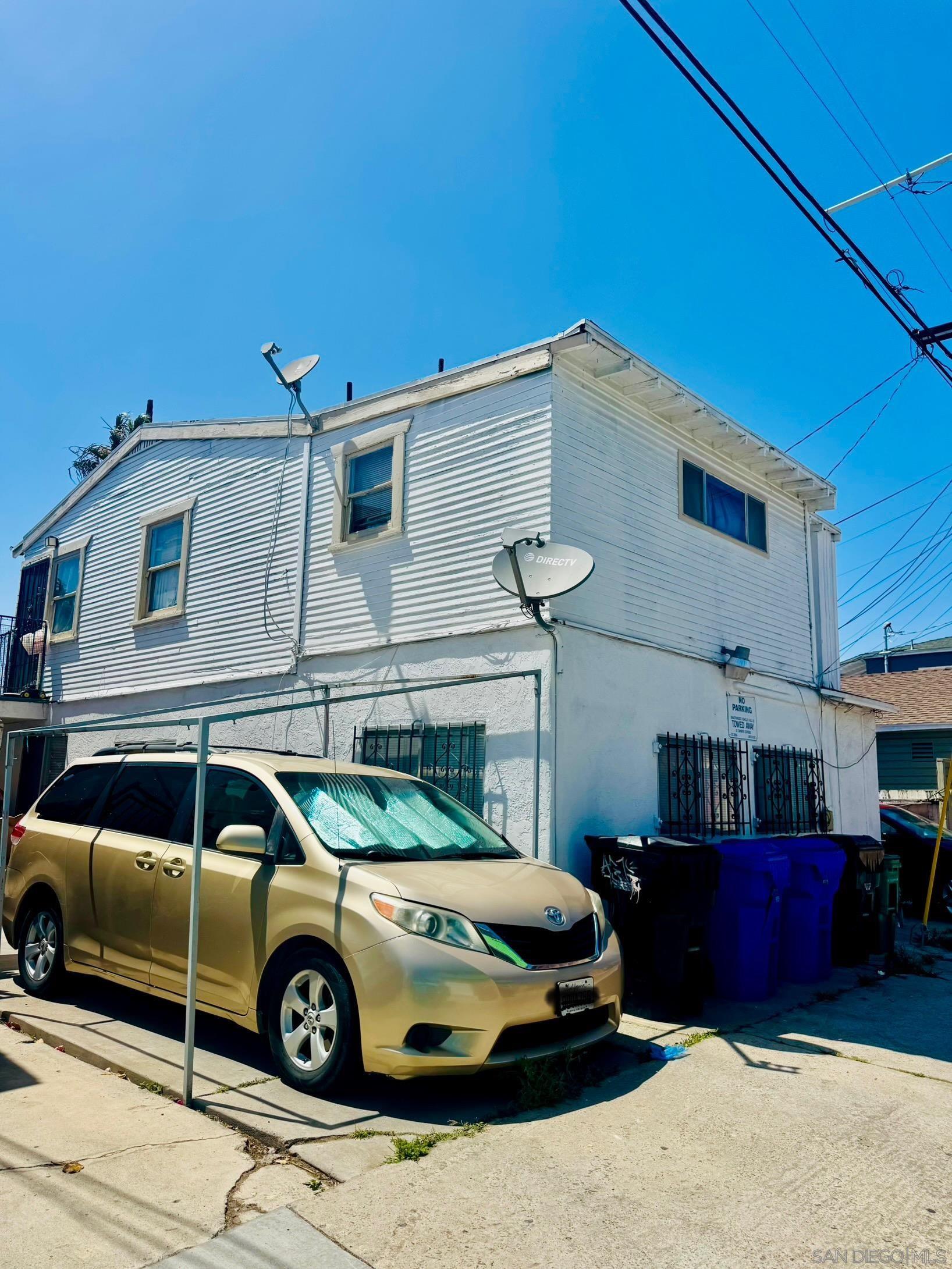 Detail Gallery Image 2 of 6 For Highland  Ave., San Diego,  CA 92105 - – Beds | – Baths