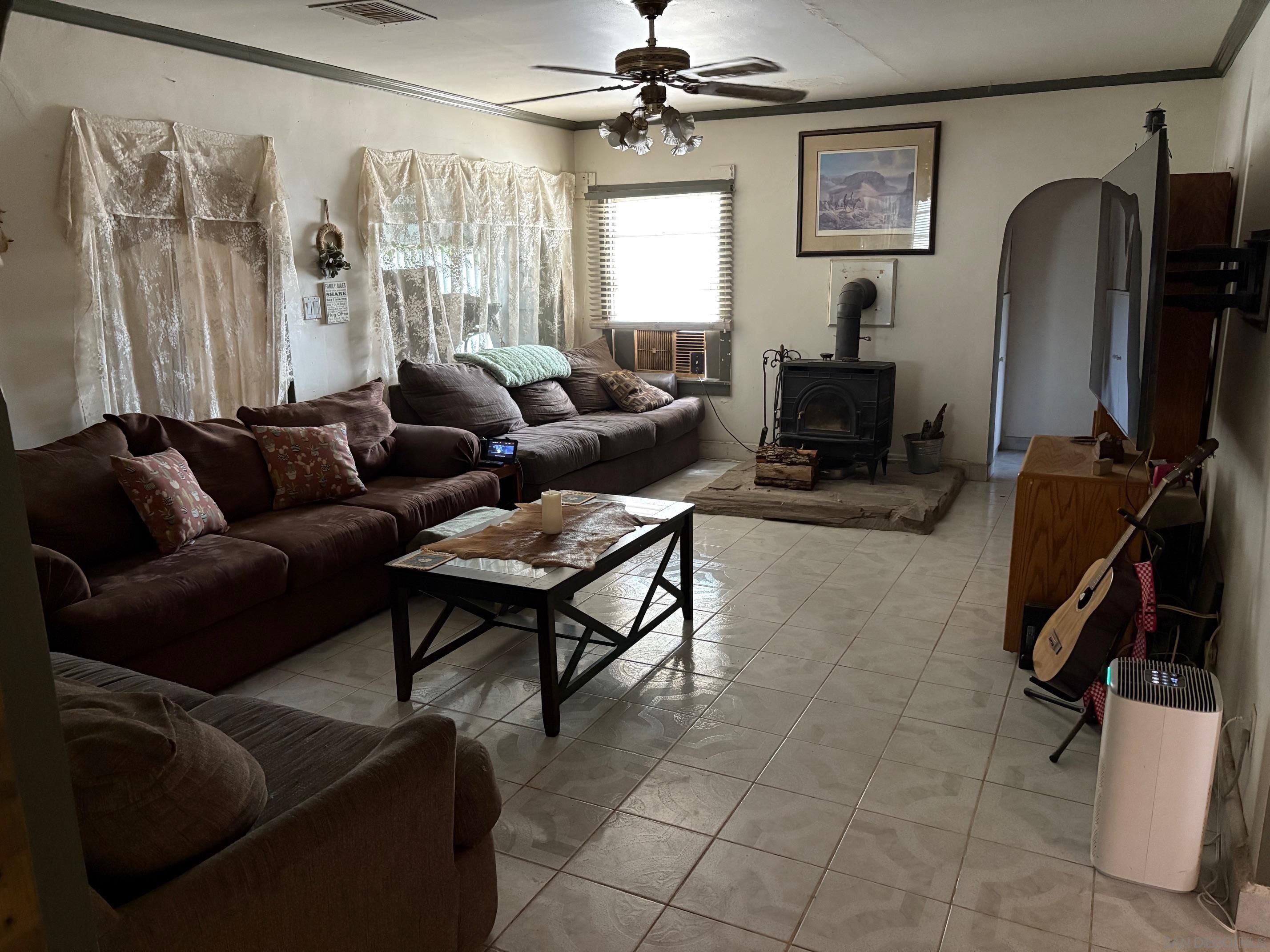 Detail Gallery Image 4 of 16 For 44622  Holtville Ave, Jacumba,  CA 91934 - 3 Beds | 2 Baths