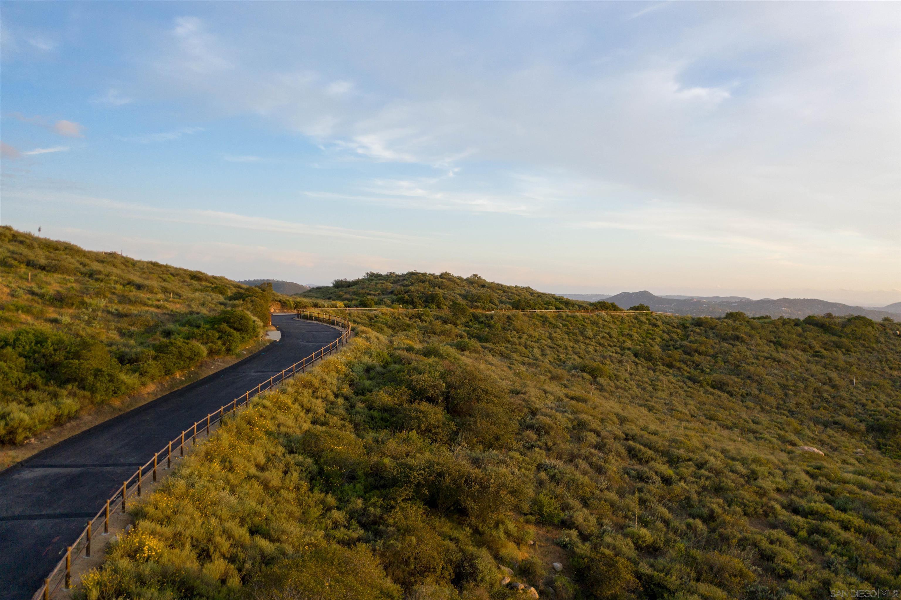 Detail Gallery Image 11 of 62 For , Poway,  CA 92064 - – Beds | – Baths