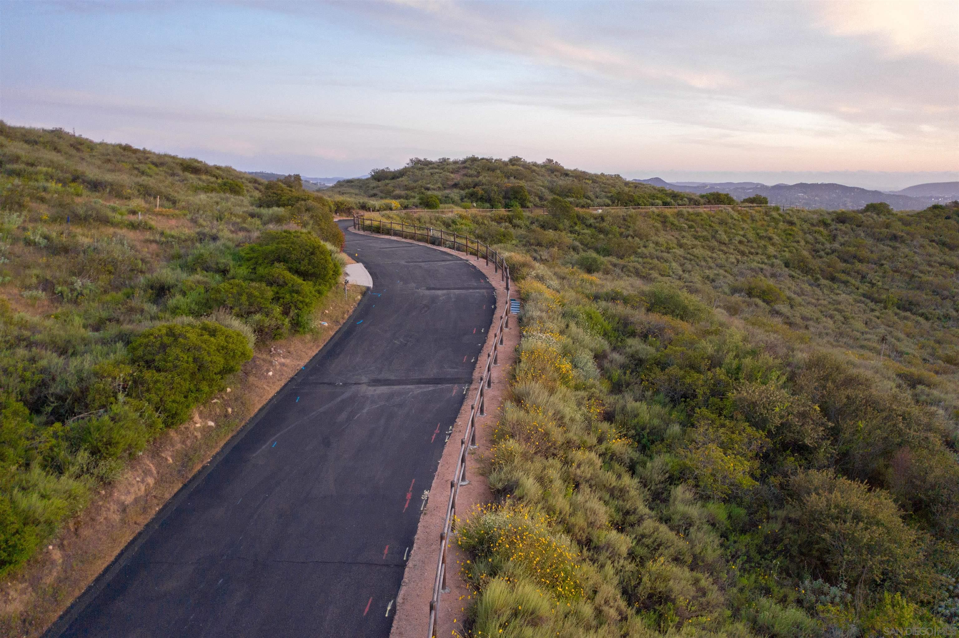 Detail Gallery Image 26 of 62 For , Poway,  CA 92064 - – Beds | – Baths