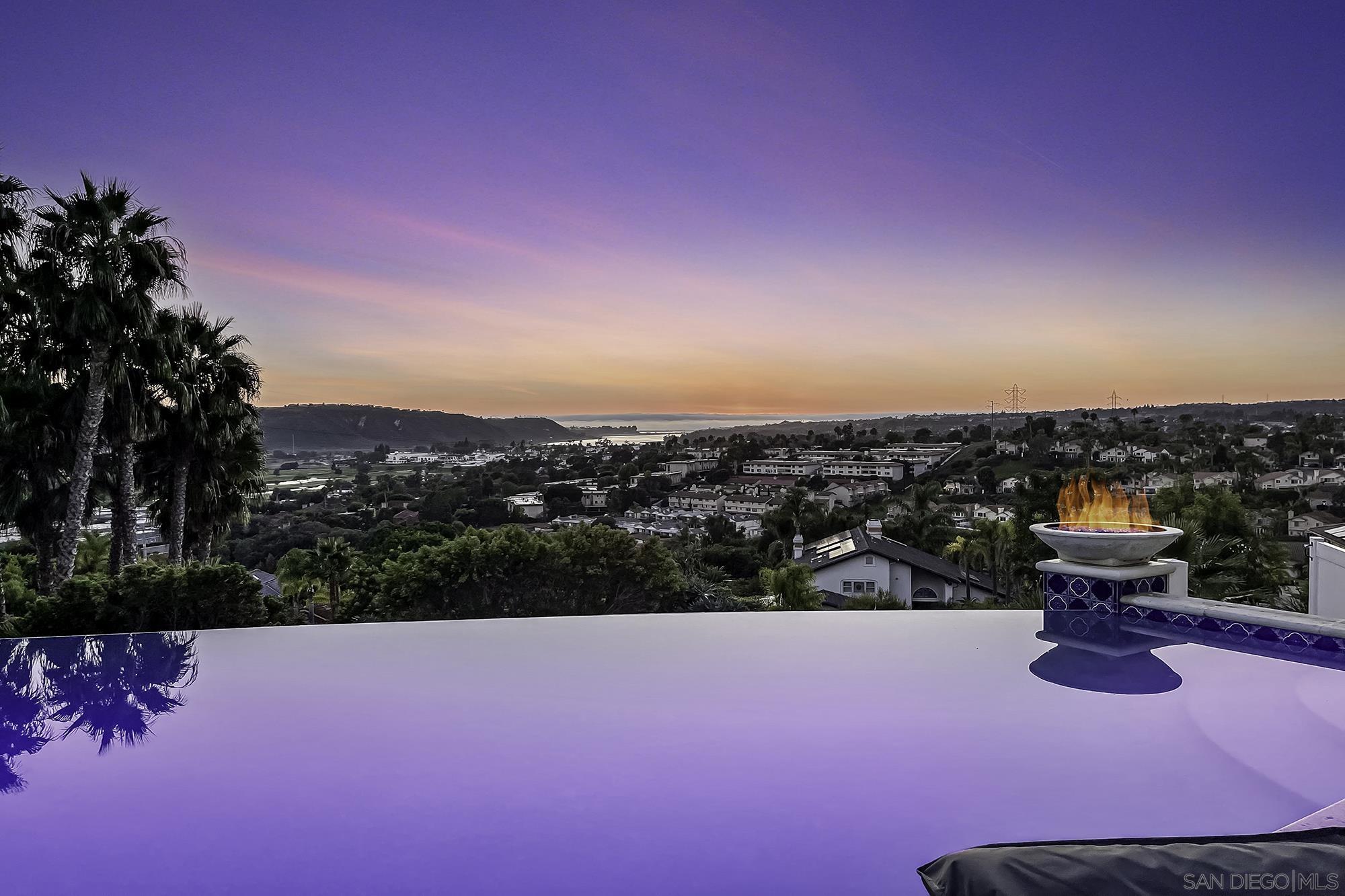 Detail Gallery Image 2 of 74 For 7335  El Fuerte St, Carlsbad,  CA 92009 - 9 Beds | 7/1 Baths