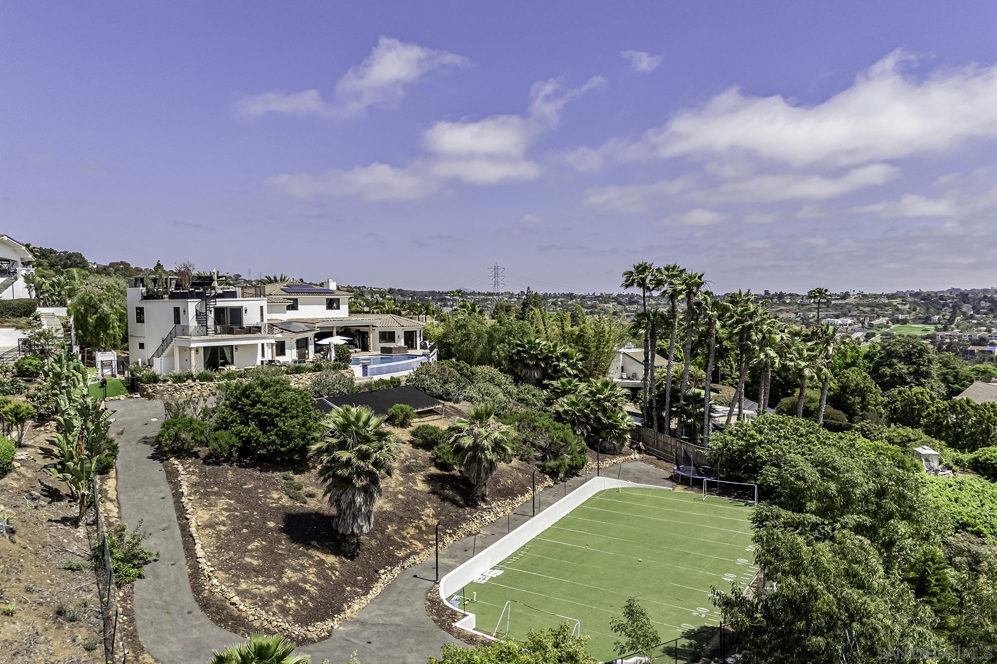 Detail Gallery Image 19 of 74 For 7335  El Fuerte St, Carlsbad,  CA 92009 - 9 Beds | 7/1 Baths
