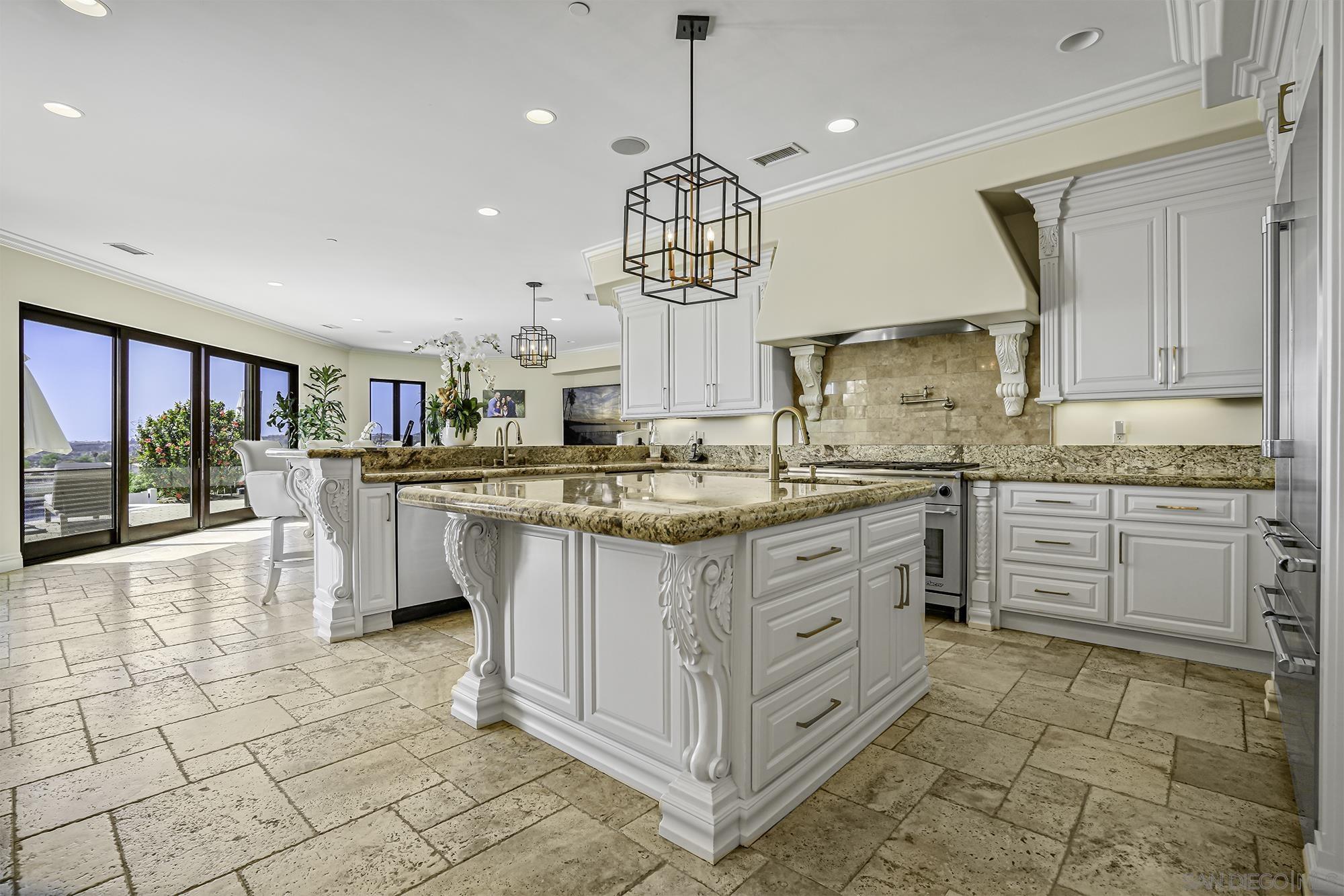 Detail Gallery Image 25 of 74 For 7335  El Fuerte St, Carlsbad,  CA 92009 - 9 Beds | 7/1 Baths