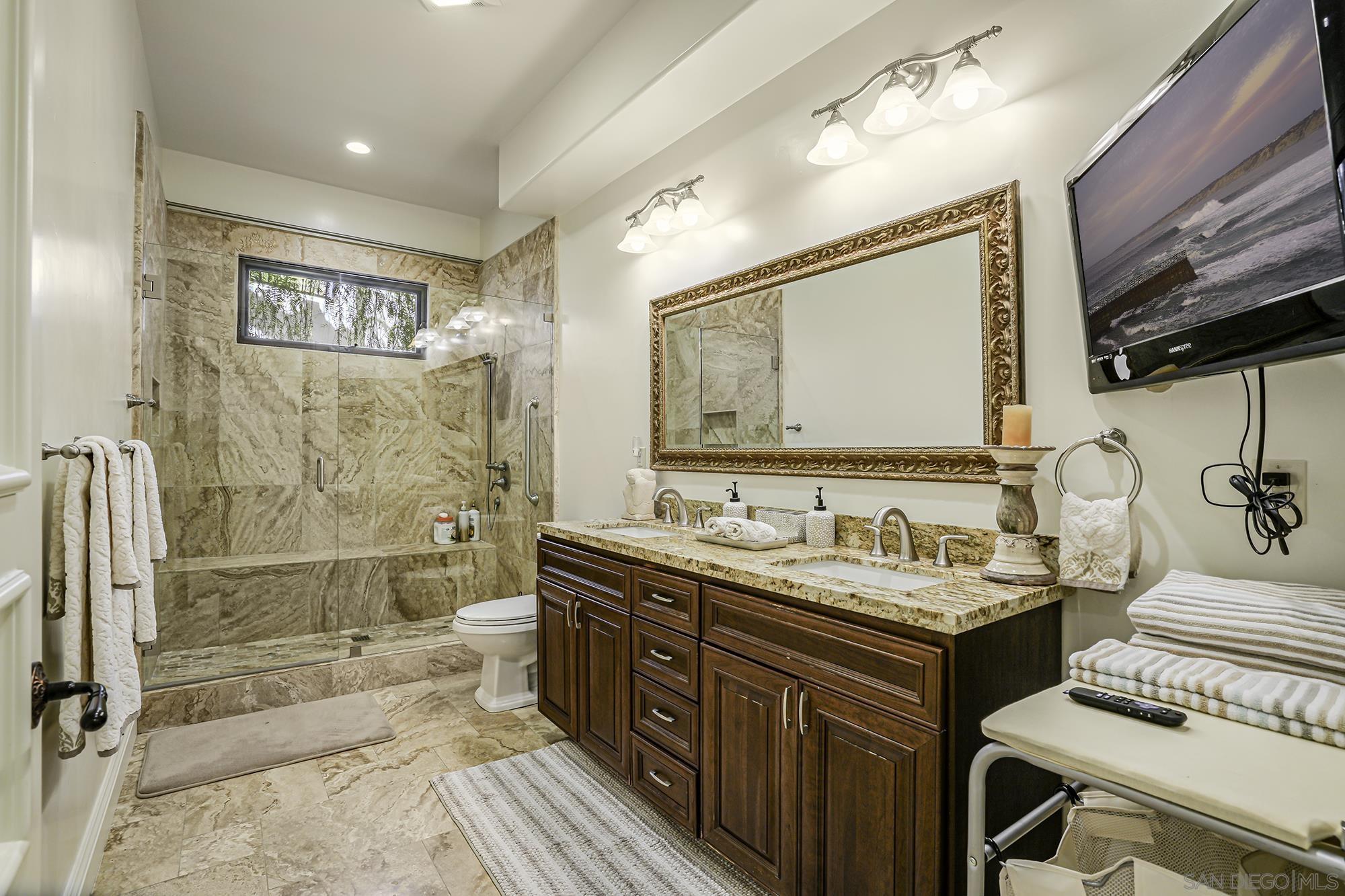 Detail Gallery Image 37 of 74 For 7335  El Fuerte St, Carlsbad,  CA 92009 - 9 Beds | 7/1 Baths