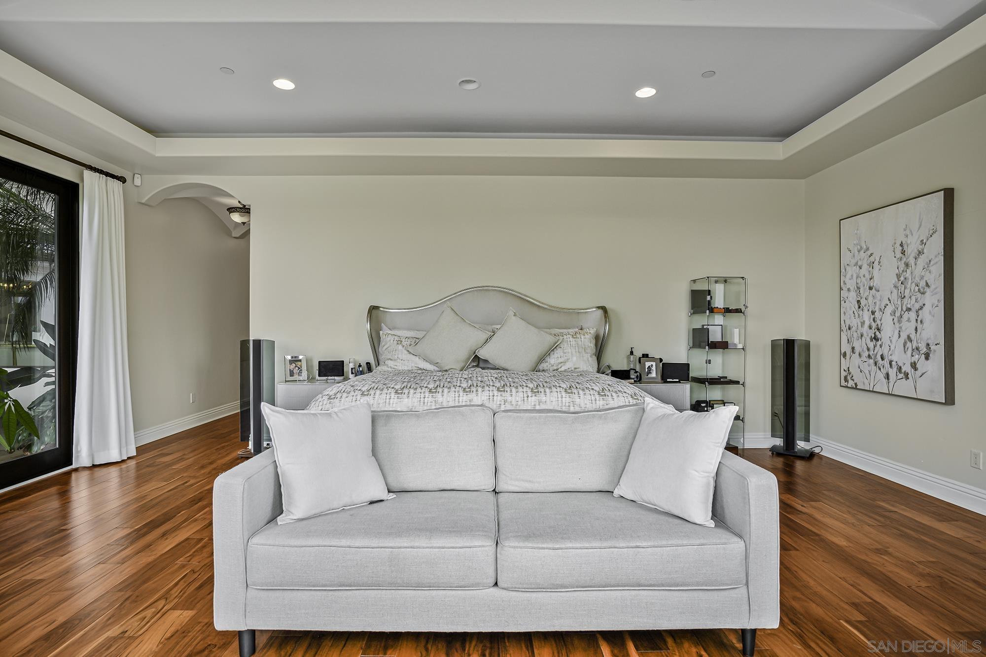 Detail Gallery Image 40 of 74 For 7335  El Fuerte St, Carlsbad,  CA 92009 - 9 Beds | 7/1 Baths