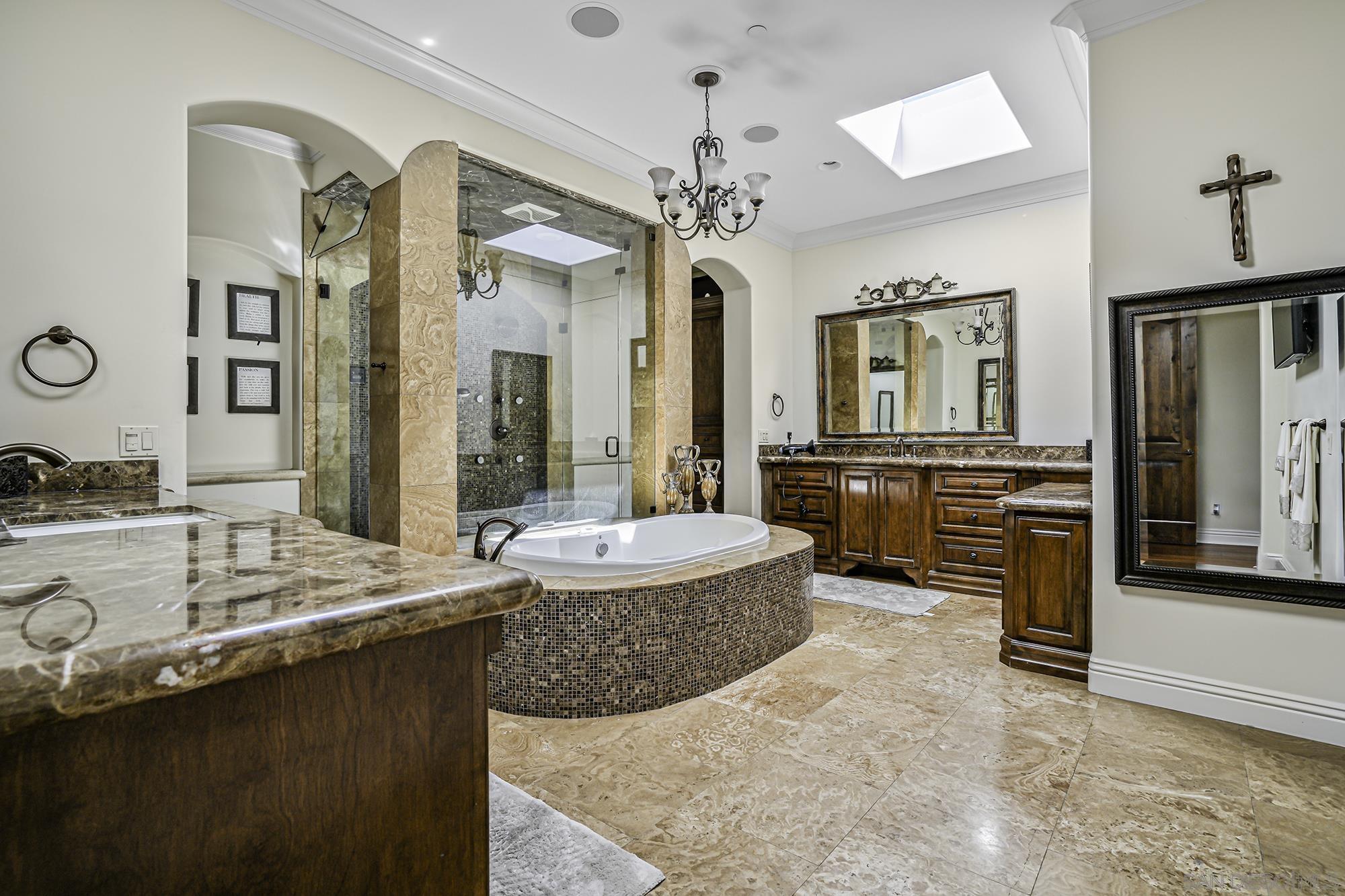 Detail Gallery Image 42 of 74 For 7335  El Fuerte St, Carlsbad,  CA 92009 - 9 Beds | 7/1 Baths