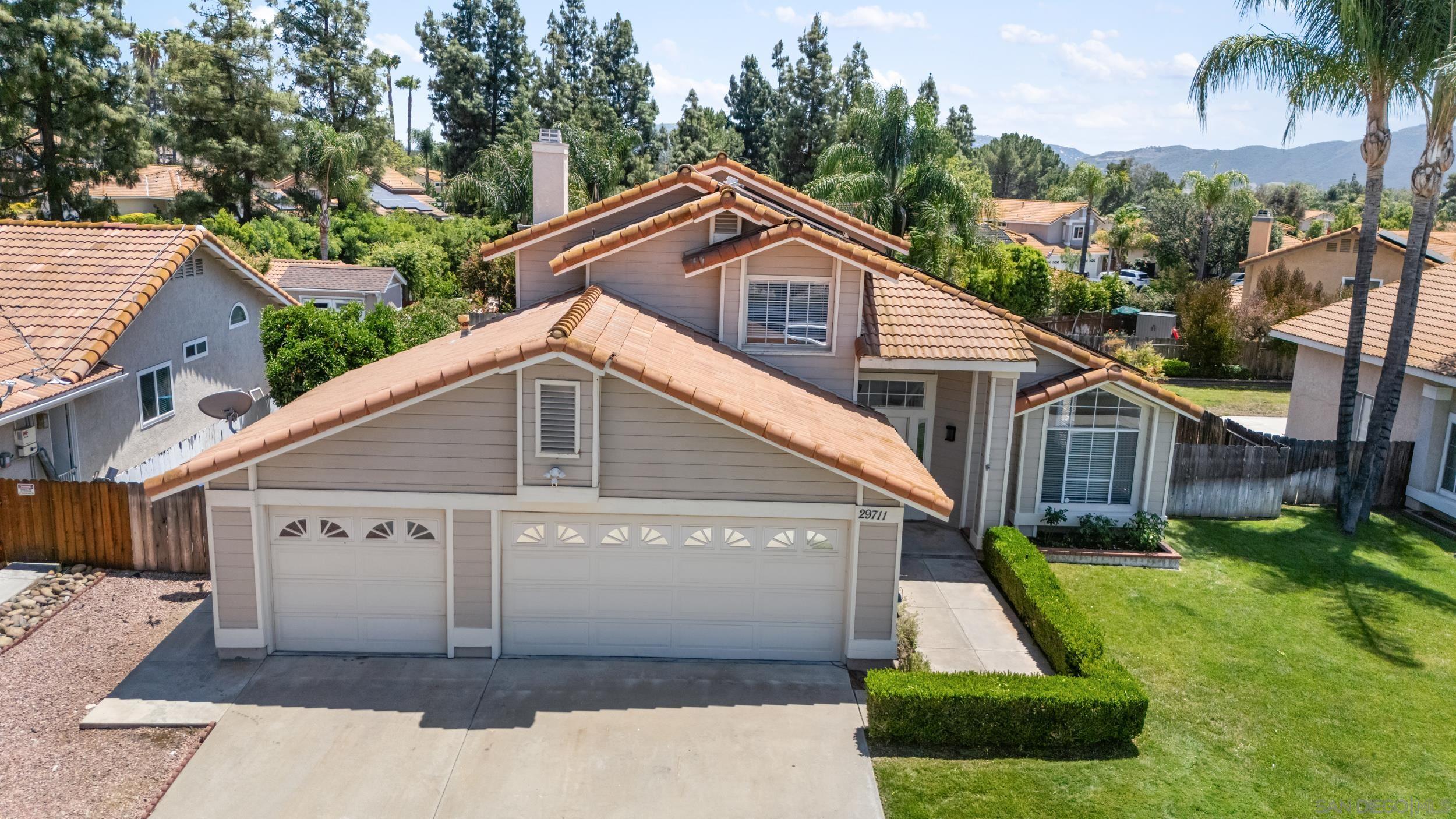 Detail Gallery Image 1 of 1 For 29711  Waynewood Dr N, Temecula,  CA 92591 - 4 Beds | 3 Baths