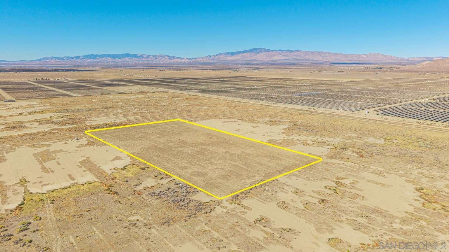 Detail Gallery Image 3 of 43 For , Rosamond,  CA 93560 - – Beds | – Baths