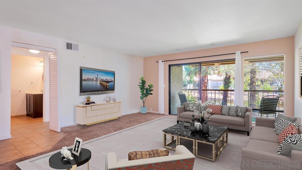 Detail Gallery Image 3 of 26 For 12515  Oaks North Dr.  226, San Diego,  CA 92128 - 2 Beds | 2 Baths