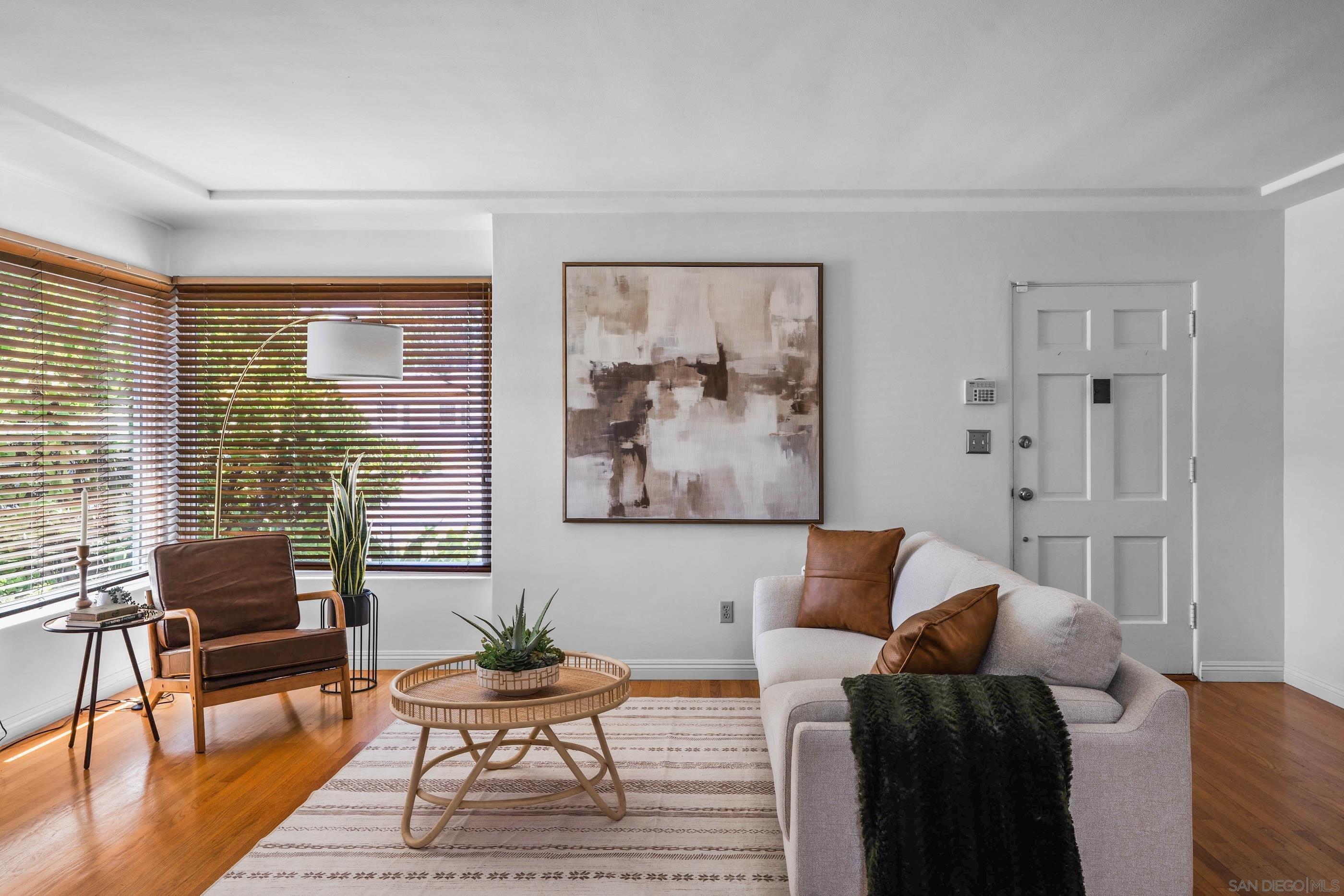 Detail Gallery Image 1 of 1 For 4751  Monroe Ave, San Diego,  CA 92115 - 2 Beds | 1 Baths