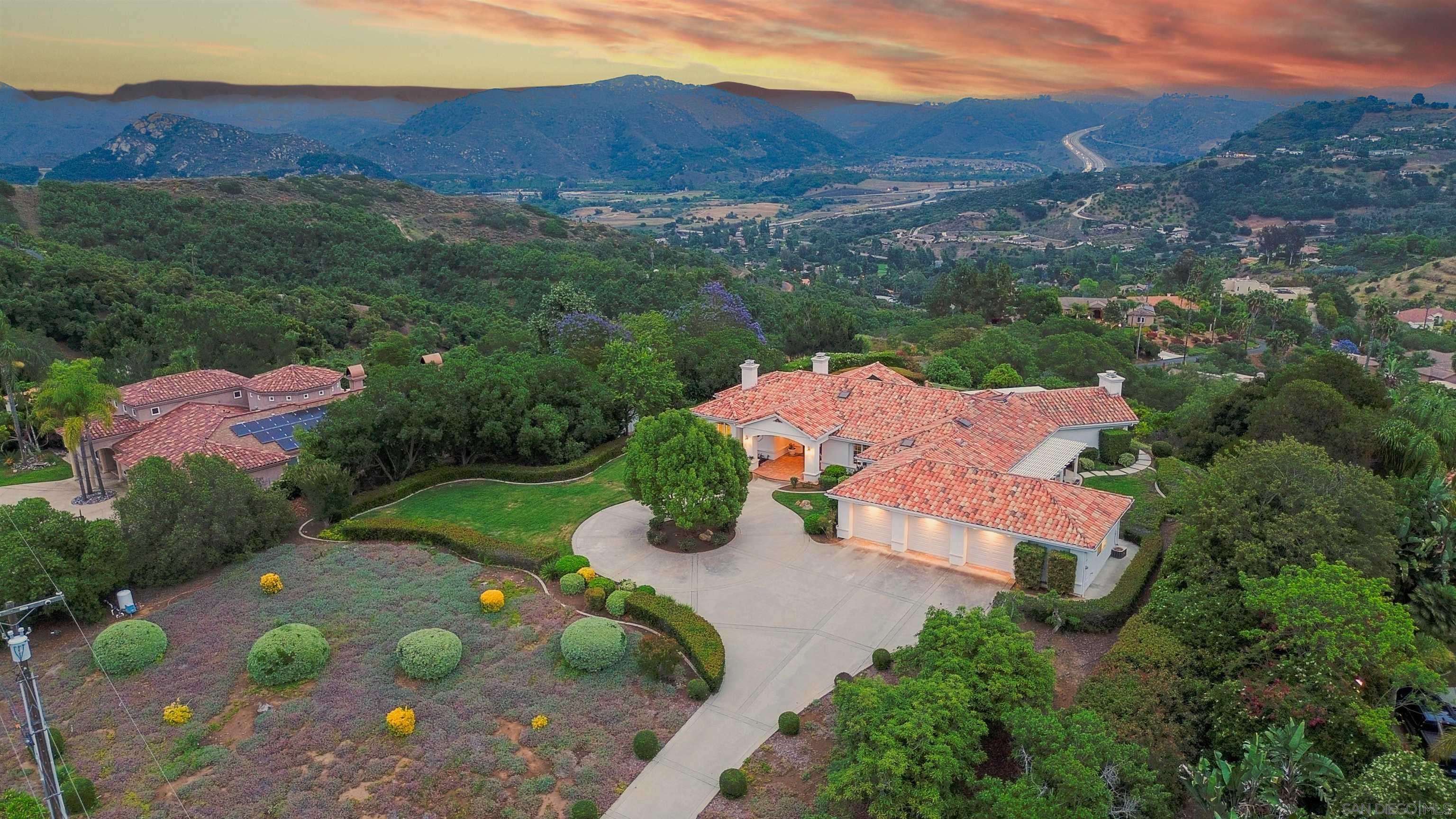 Detail Gallery Image 1 of 1 For 2377  Vern Drive, Fallbrook,  CA 92028 - 4 Beds | 3 Baths