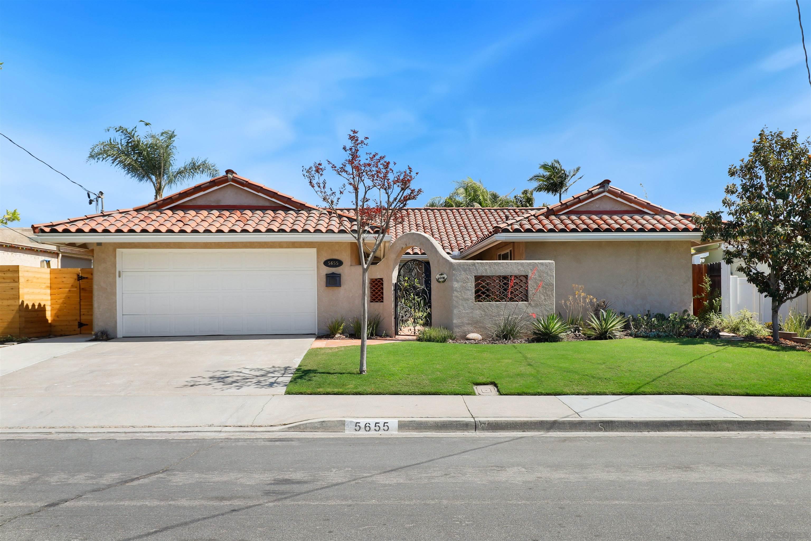 Detail Gallery Image 1 of 1 For 5655  Lone Star Dr, San Diego,  CA 92120 - 3 Beds | 2 Baths