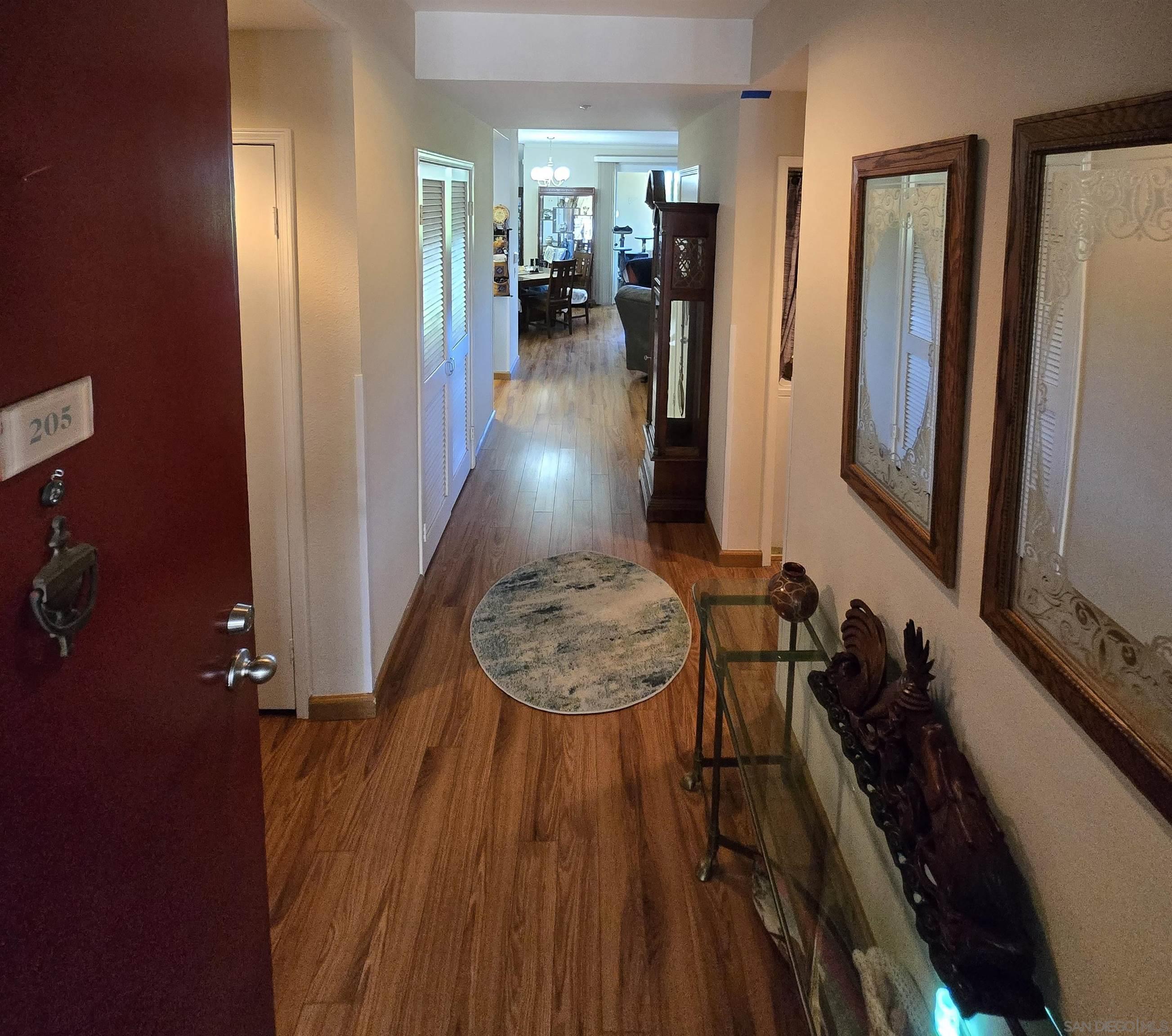 Detail Gallery Image 14 of 30 For 4701  Date  #205,  La Mesa,  CA 91942 - 3 Beds | 2 Baths