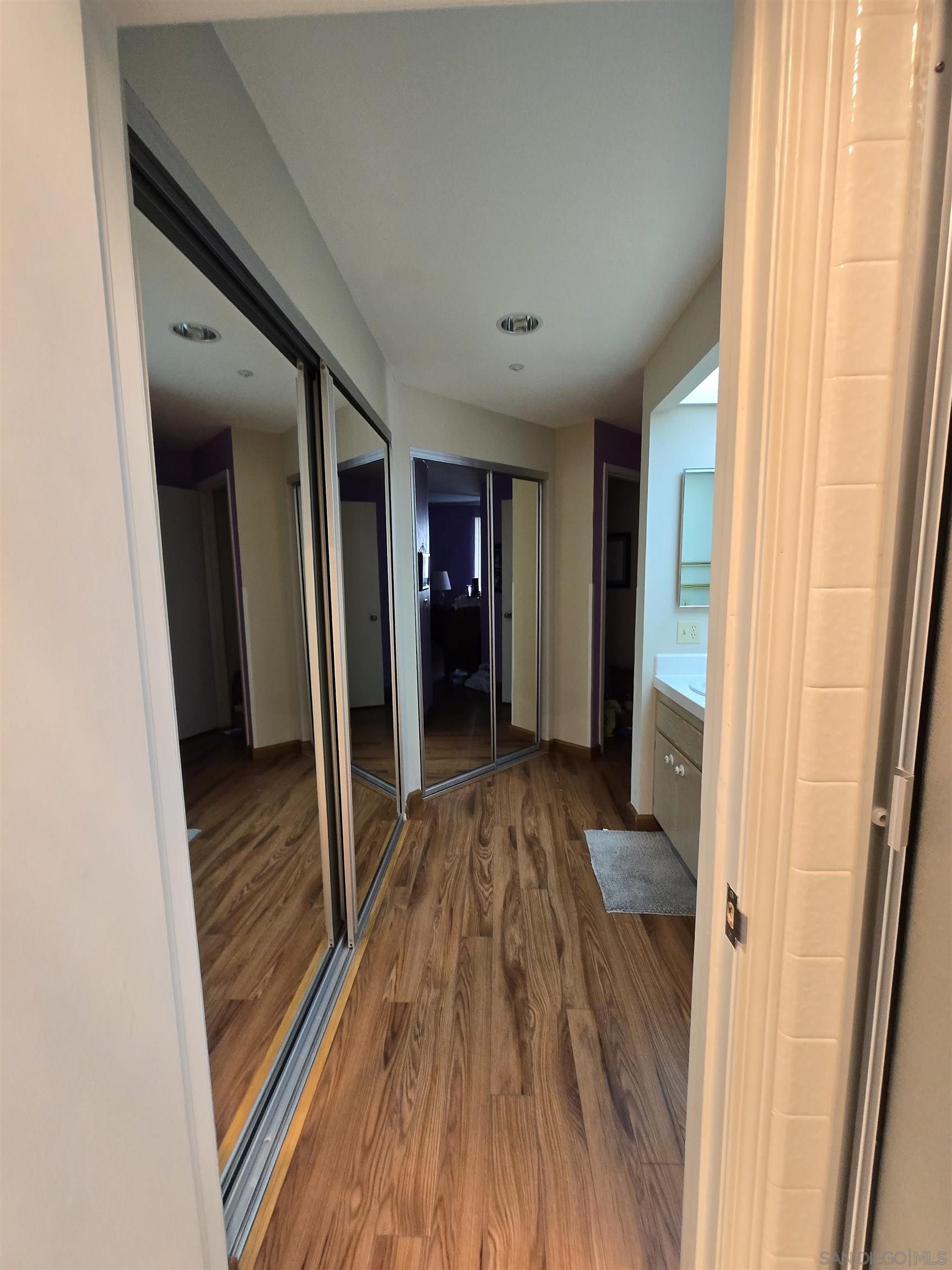 Detail Gallery Image 24 of 30 For 4701  Date  #205,  La Mesa,  CA 91942 - 3 Beds | 2 Baths