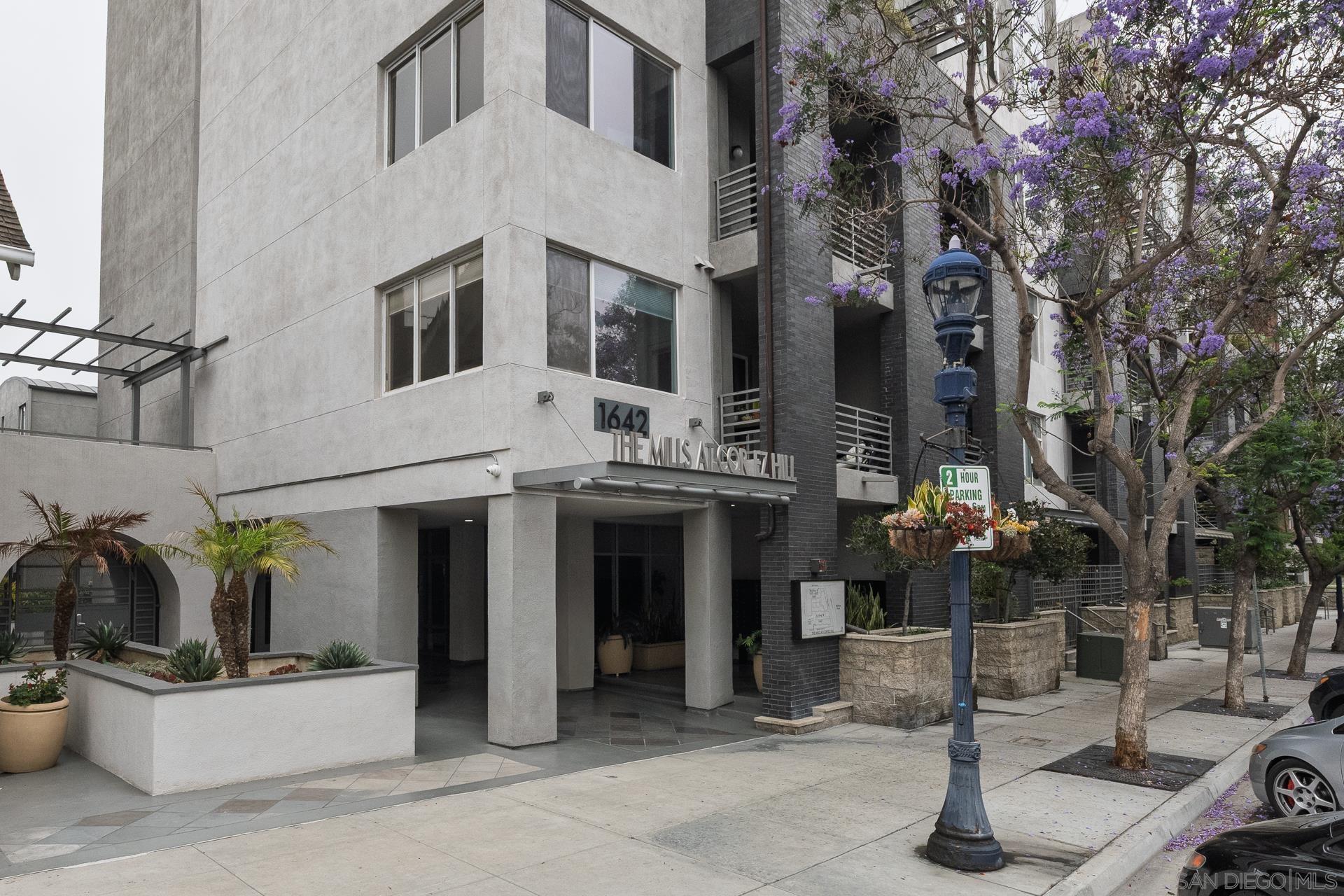 Front Image Thumbnail for SD250030382