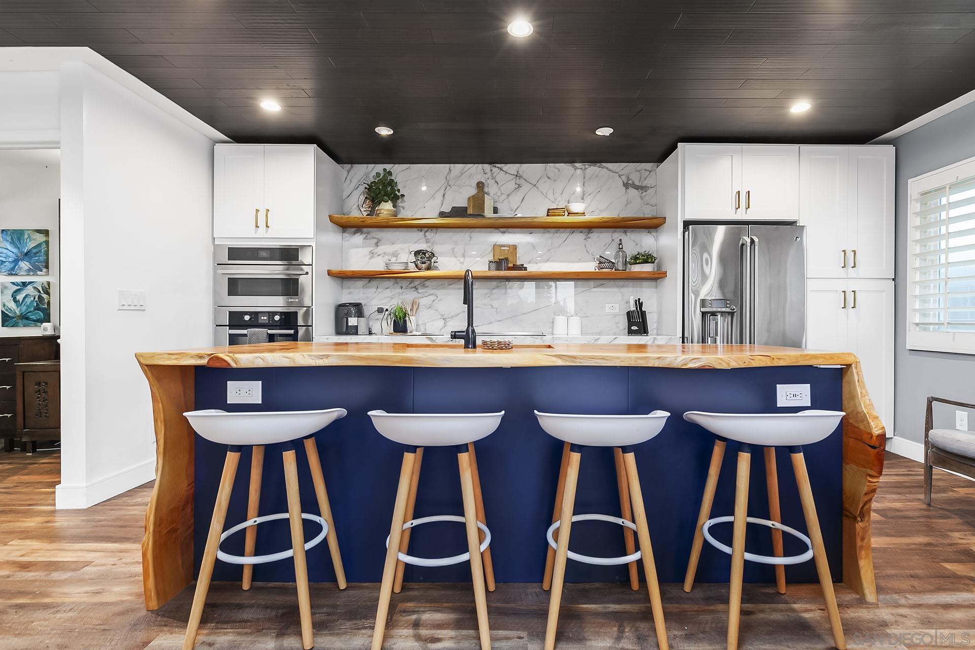 Detail Gallery Image 12 of 55 For 4848  Bermuda Ave  #E3,  San Diego,  CA 92107 - 1 Beds | 1 Baths