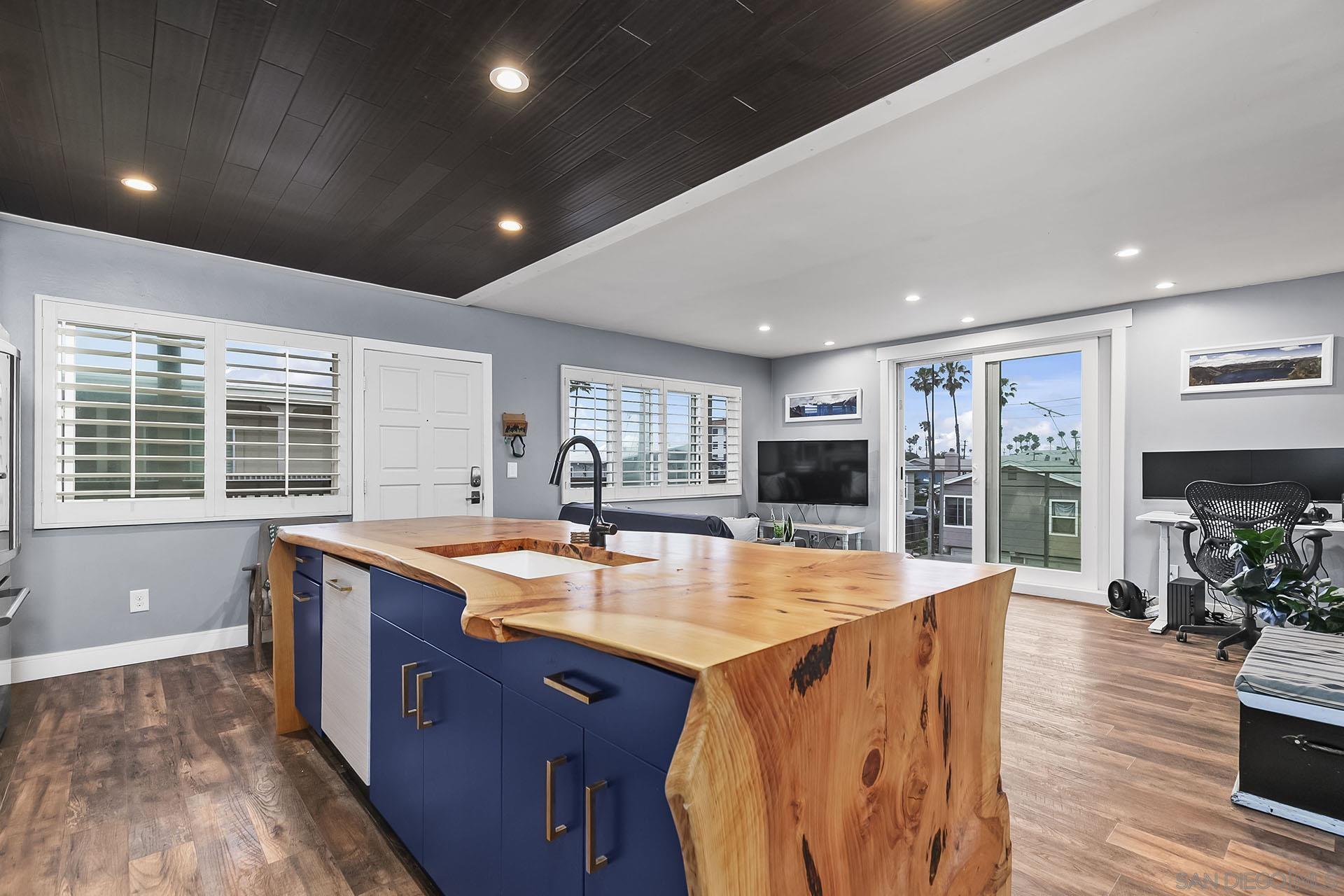 Detail Gallery Image 19 of 55 For 4848  Bermuda Ave  #E3,  San Diego,  CA 92107 - 1 Beds | 1 Baths