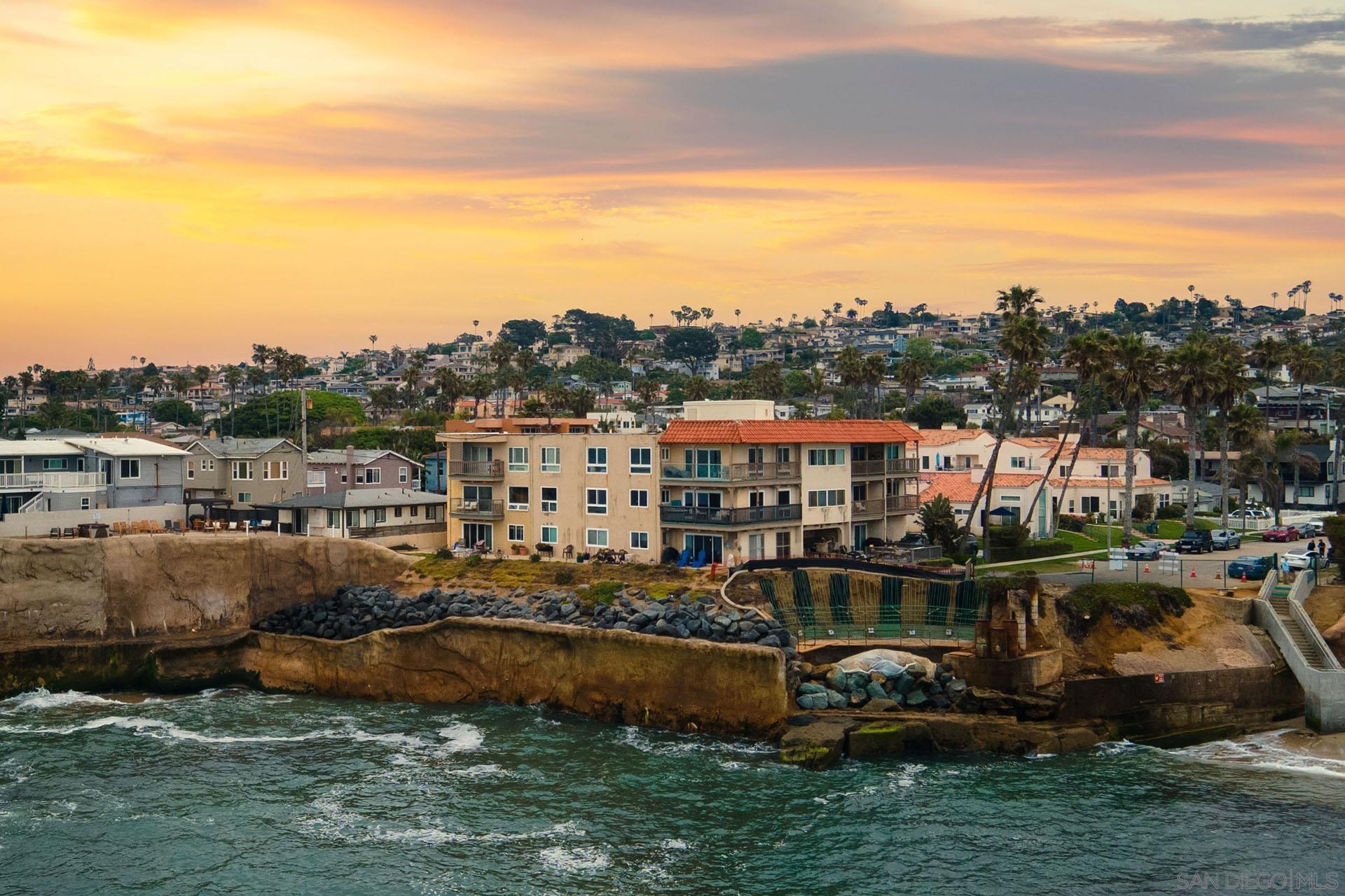 Detail Gallery Image 40 of 55 For 4848  Bermuda Ave  #E3,  San Diego,  CA 92107 - 1 Beds | 1 Baths