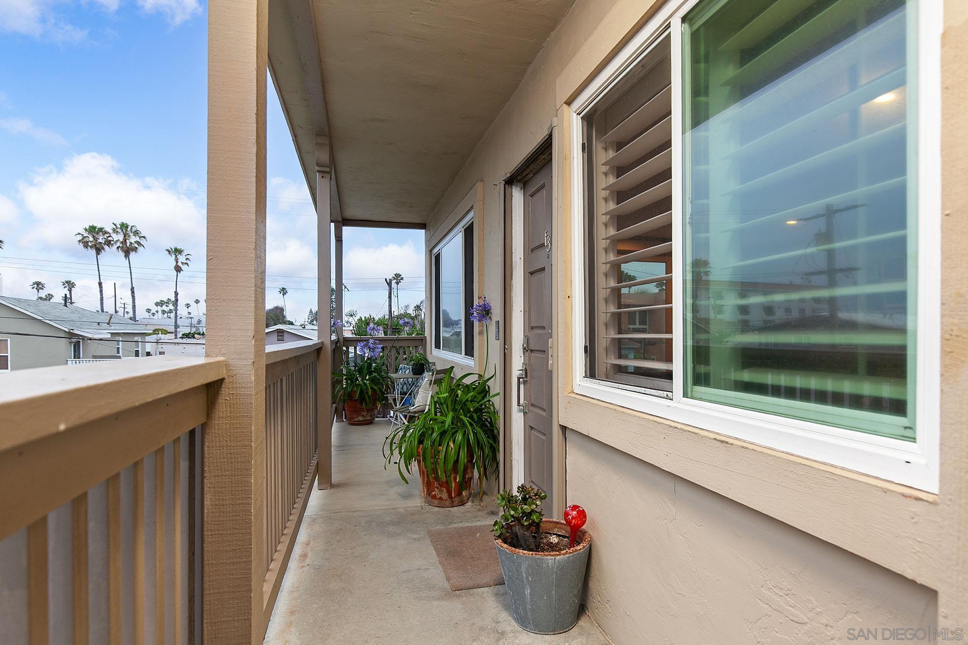 Detail Gallery Image 5 of 55 For 4848  Bermuda Ave  #E3,  San Diego,  CA 92107 - 1 Beds | 1 Baths