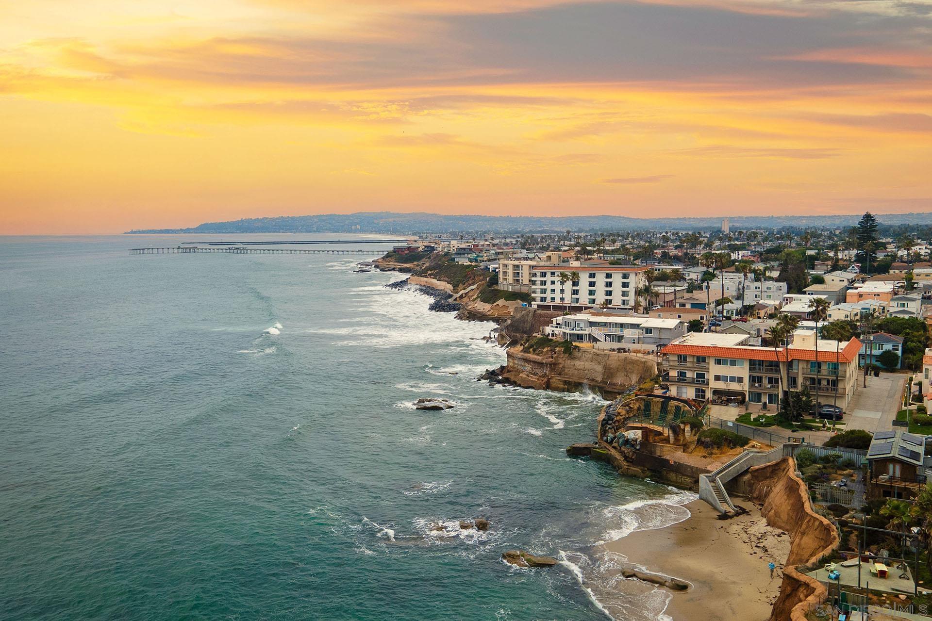 Detail Gallery Image 42 of 55 For 4848  Bermuda Ave  #E3,  San Diego,  CA 92107 - 1 Beds | 1 Baths