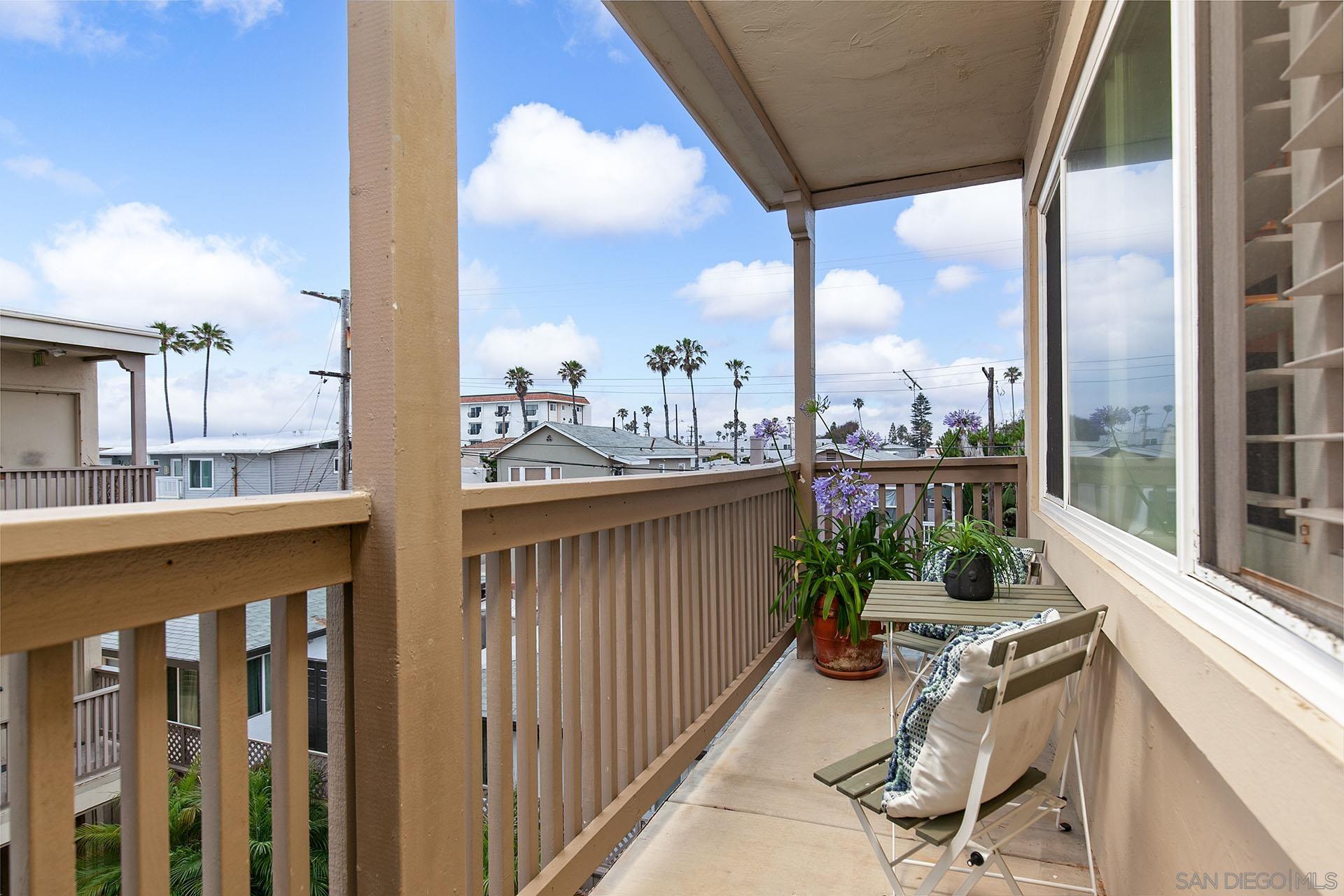 Detail Gallery Image 6 of 55 For 4848  Bermuda Ave  #E3,  San Diego,  CA 92107 - 1 Beds | 1 Baths
