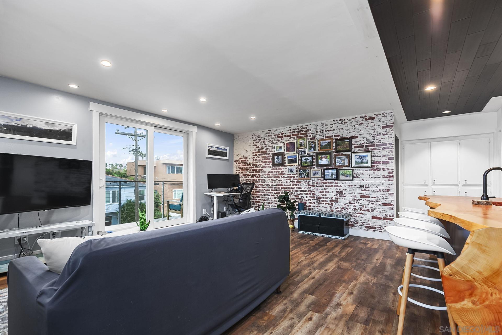 Detail Gallery Image 8 of 55 For 4848  Bermuda Ave  #E3,  San Diego,  CA 92107 - 1 Beds | 1 Baths