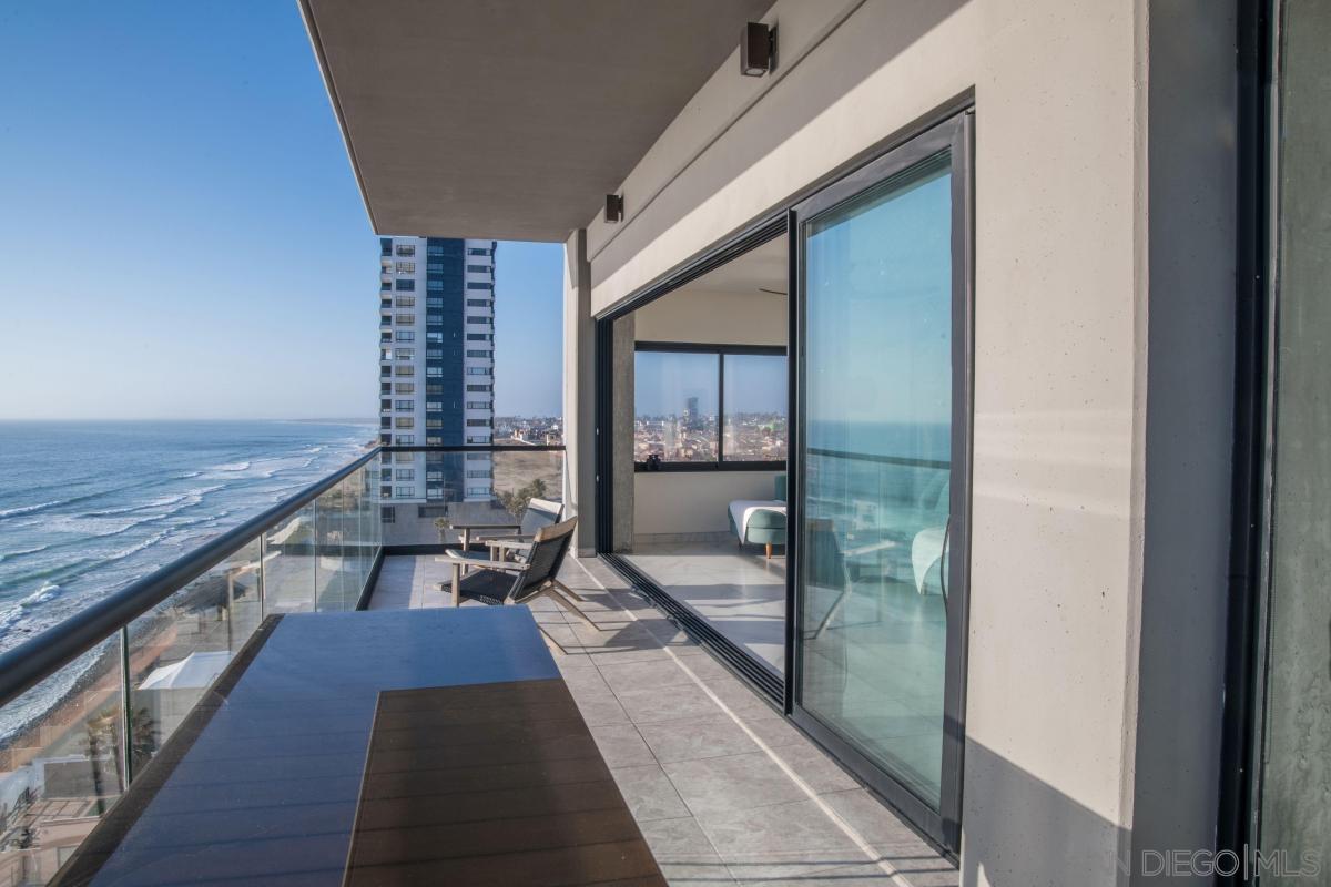 Detail Gallery Image 12 of 30 For 2601  Del Pacifico  #6,  –,  – 99999 - 3 Beds | 2/1 Baths