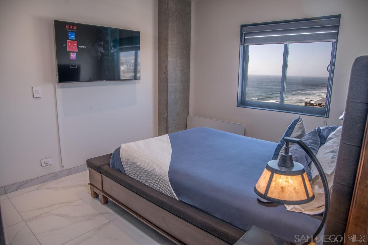 Detail Gallery Image 19 of 30 For 2601  Del Pacifico  #6,  –,  – 99999 - 3 Beds | 2/1 Baths