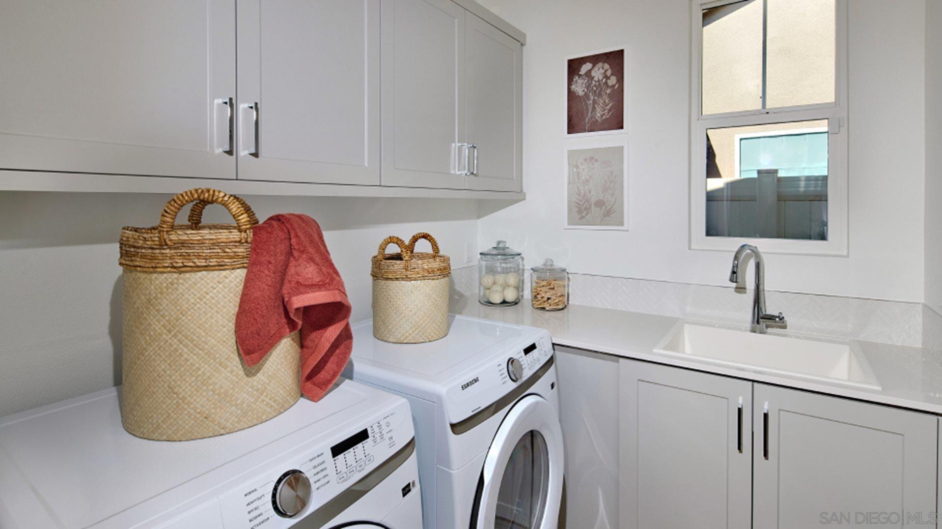 Detail Gallery Image 17 of 17 For 12082  Gavin Way, San Diego,  CA 92129 - 3 Beds | 2/1 Baths